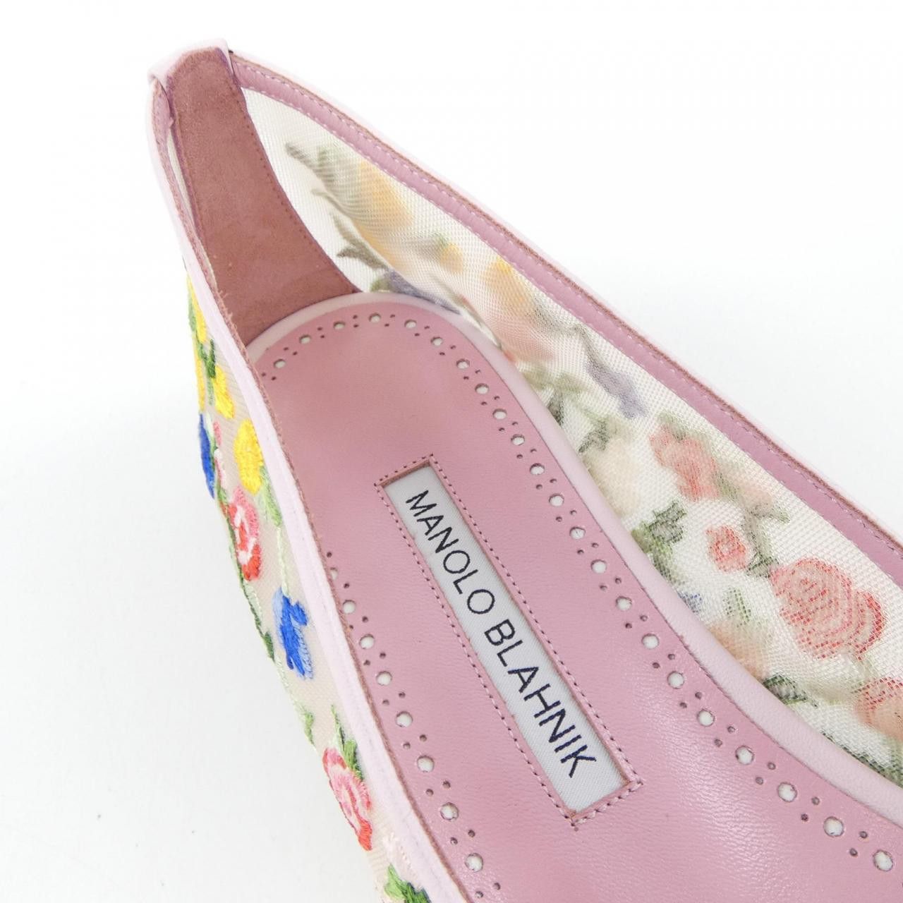 Manolo Blahnik Manolo Blahnik Manolo Blahnik Flat Shoes Others Shoes DUTY FREE for USA Size ONE SIZE - 6 Thumbnail