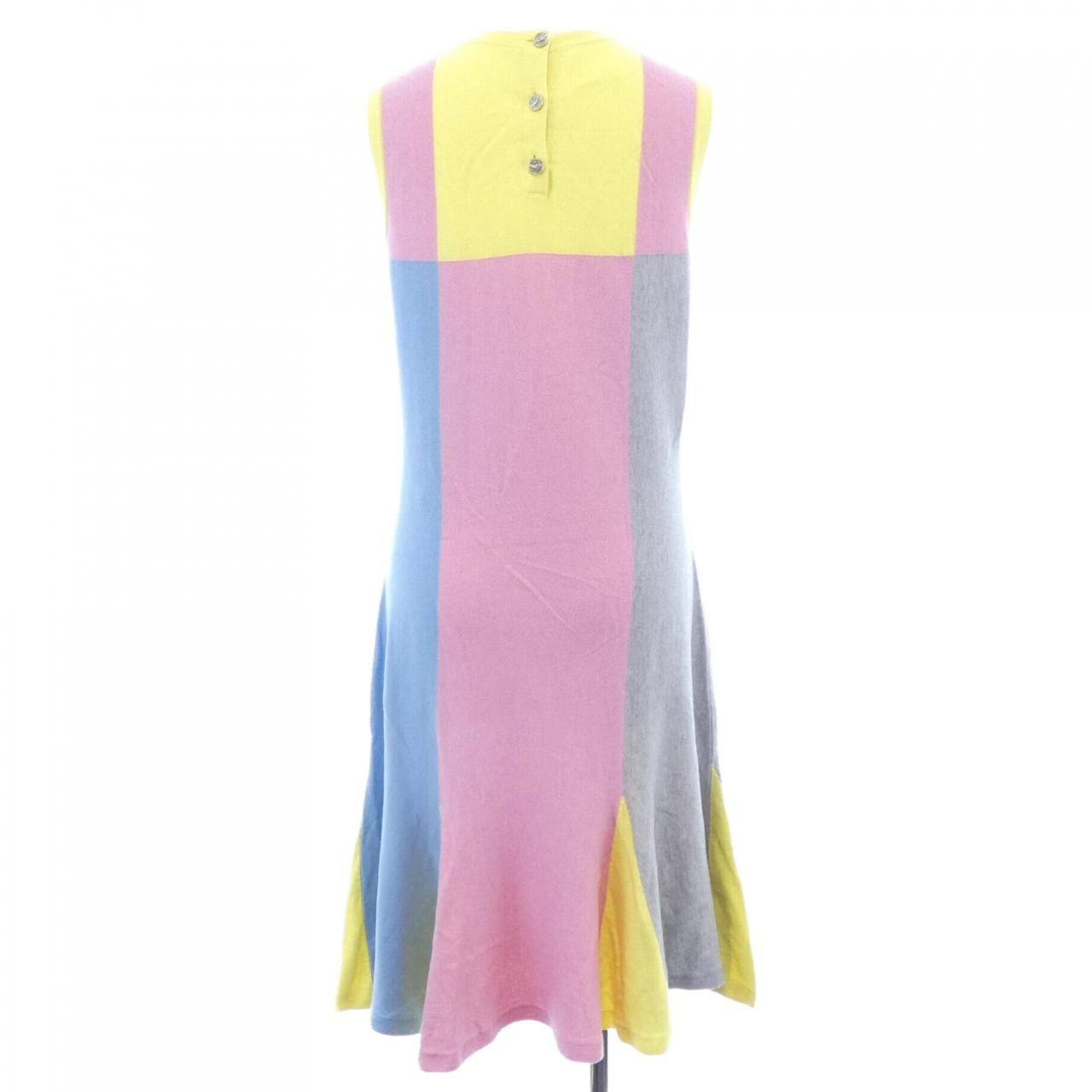 Chanel Chanel Chanel Cashmere Blend Dress Textile Dresses P32713K00742 DUTY FREE for USA Size ONE SIZE - 2 Thumbnail