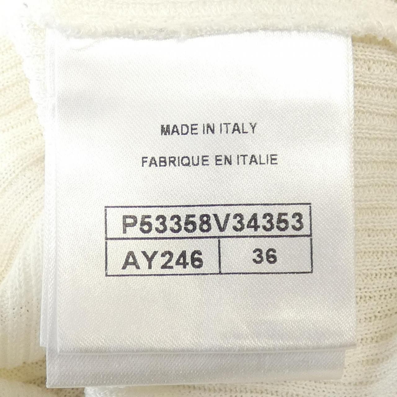 Chanel Chanel Chanel Top Textile Tops P53358V34353 DUTY FREE for USA Size ONE SIZE - 4 Thumbnail