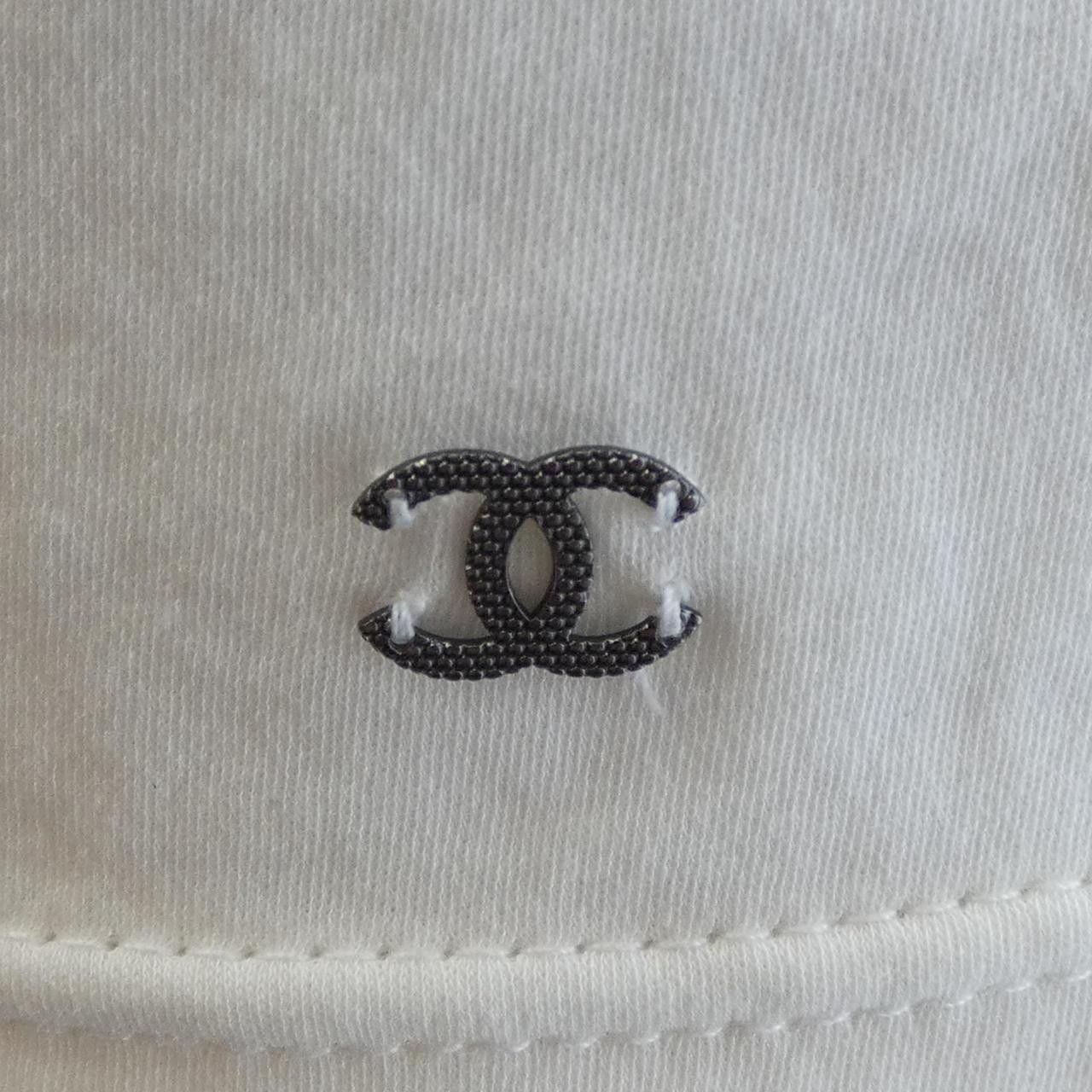 Chanel Chanel Chanel Top Textile Tops P58290V36272 DUTY FREE for USA Size ONE SIZE - 8 Thumbnail