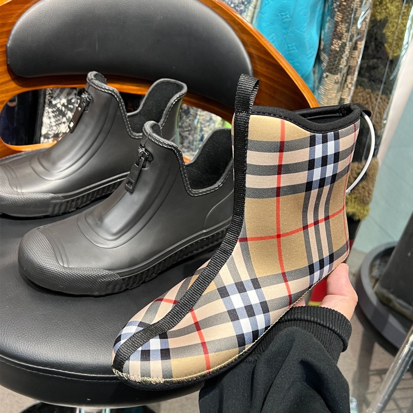 Burberry Burberry Plaid Boots us_6 Women Size US 6 / IT 36 - 7 Thumbnail