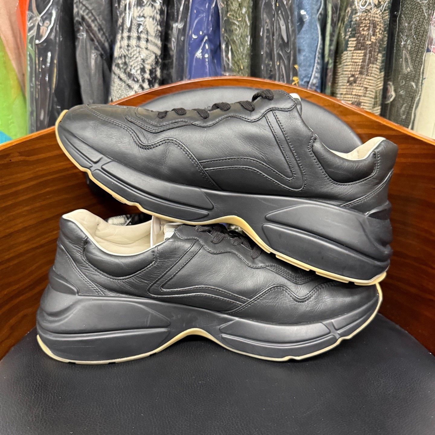 Gucci Gucci Black Lowtop Sneakers 10 Men Size US 10 / EU 43 - 7 Thumbnail