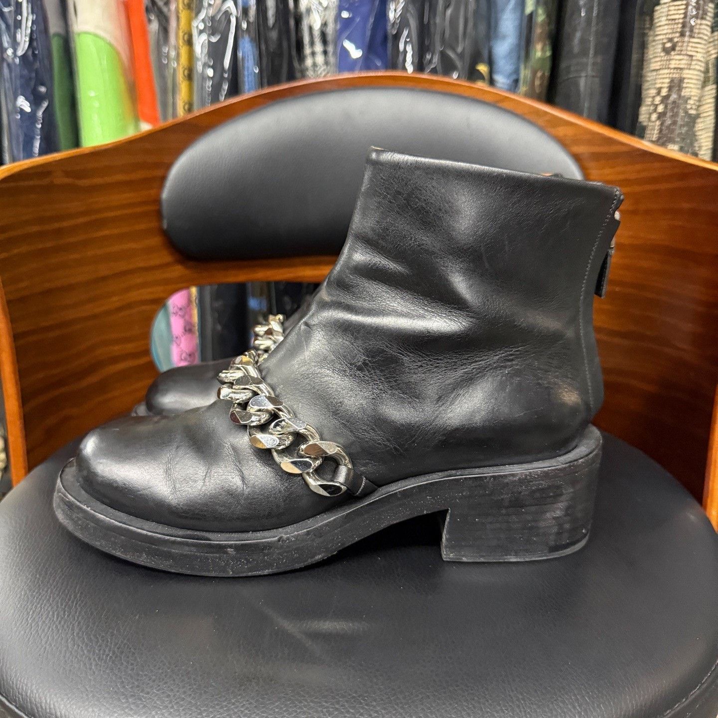 Adidas Adidas Black Boots us_7-5 Women Size US 7.5 / IT 37.5 - 6 Thumbnail