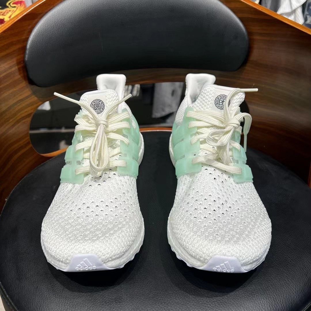 Adidas Adidas Glow White Lowtop Sneakers 11 Men Size US 11 / EU 44 - 2 Thumbnail