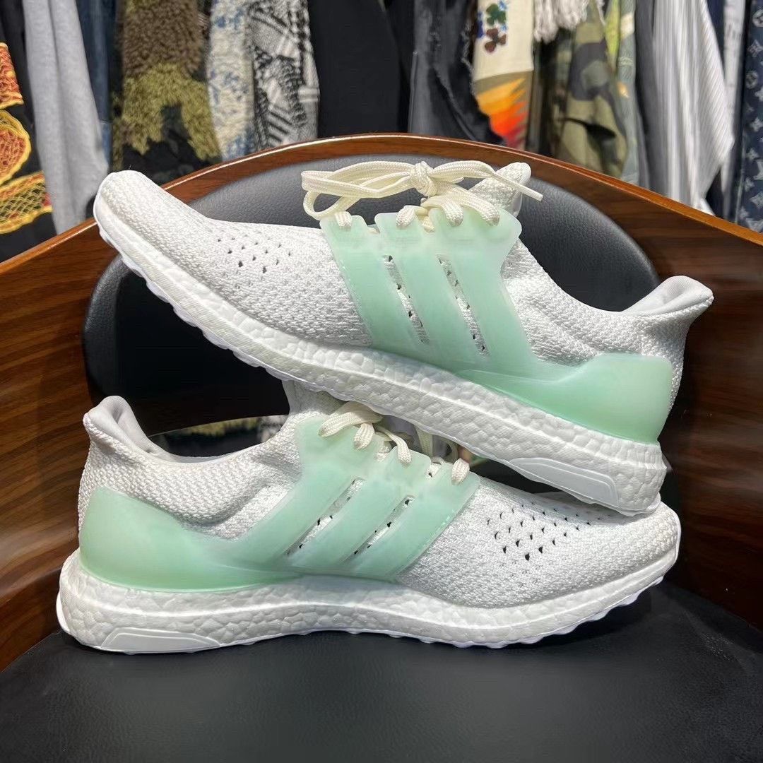 Adidas Adidas Glow White Lowtop Sneakers 11 Men Size US 11 / EU 44 - 5 Thumbnail