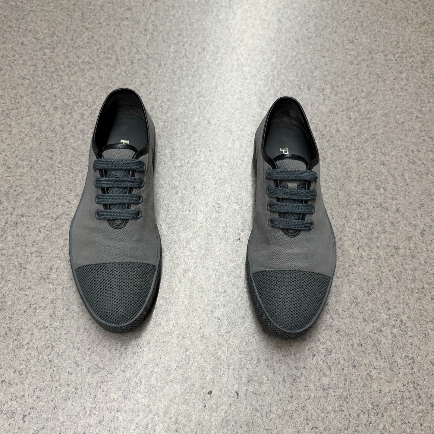 Prada Prada Casual Gray Lowtop Sneakers 9.5 Men Size US 9.5 / EU 42-43 - 8 Thumbnail