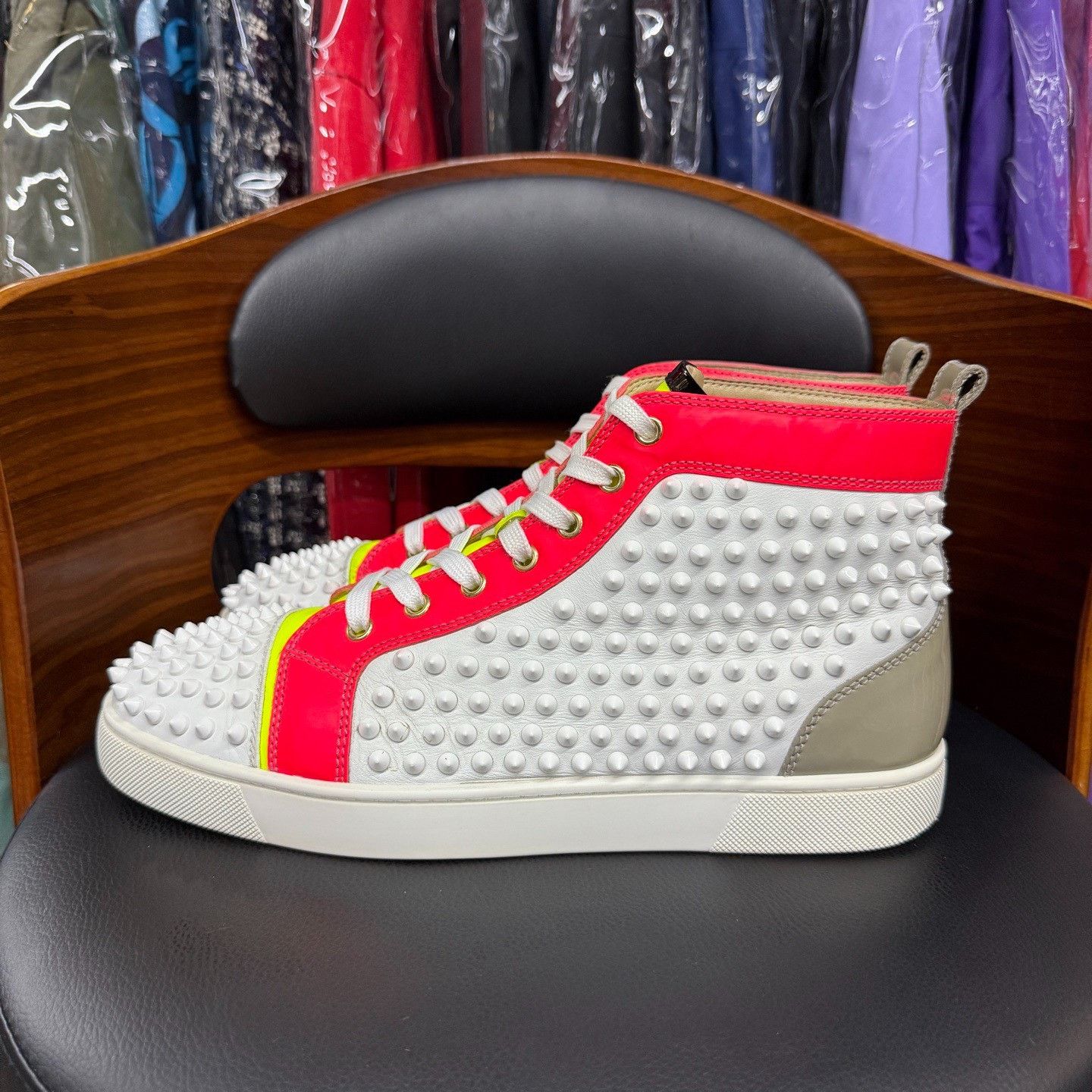 Christian Louboutin Christian Louboutin Red Hitop Sneakers 10 Men Size US 10 / EU 43 - 6 Thumbnail