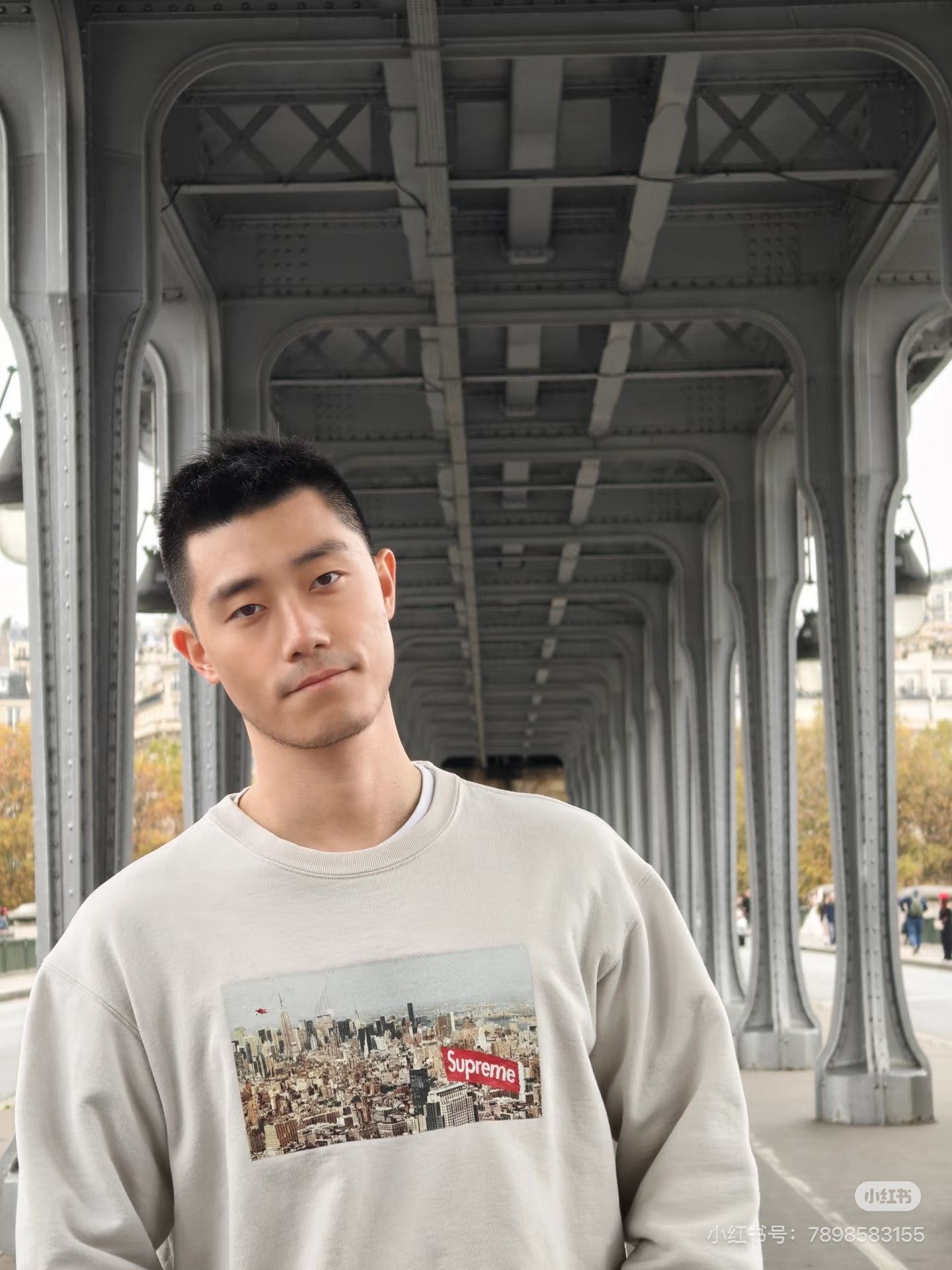 Supreme Supreme Linen White Hoodie l Men Size US L / EU 52-54 / 3 - 5 Thumbnail