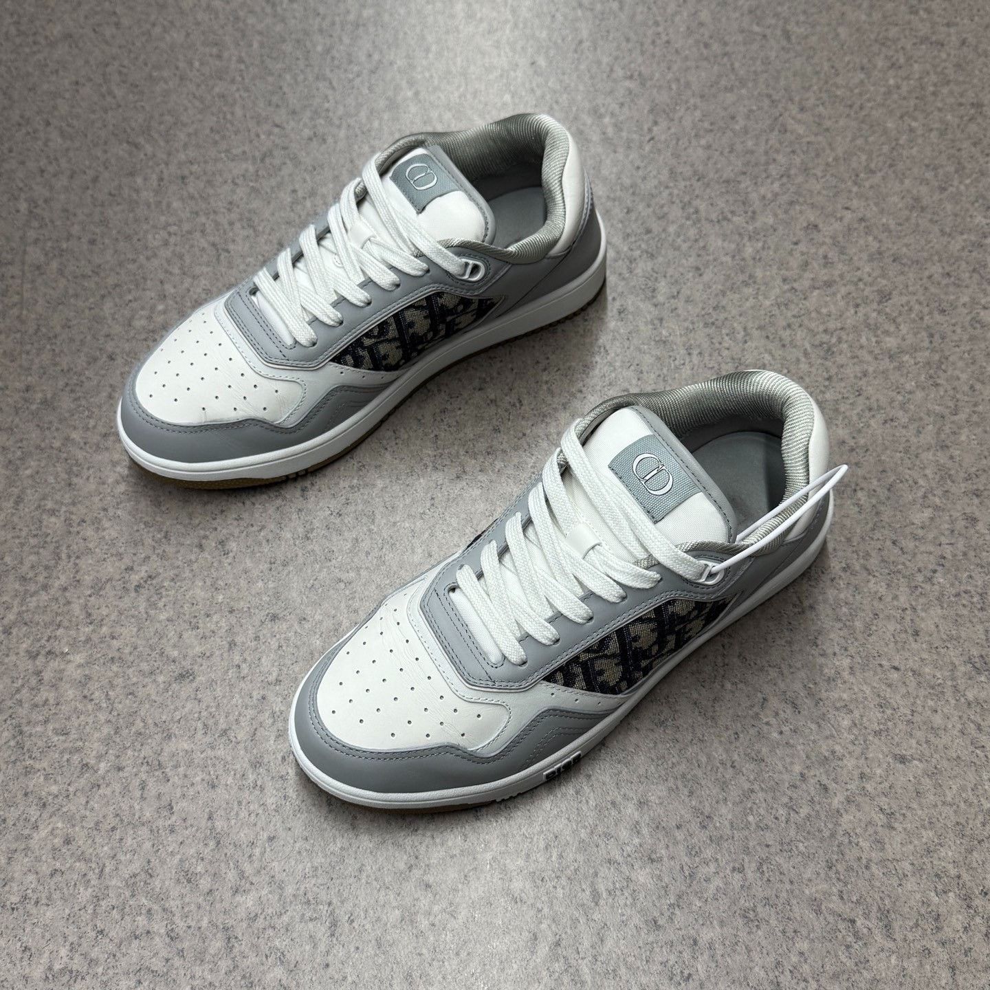 Dior Dior White Lowtop Sneakers 7.5 Men Size US 7.5 / EU 40-41 - 5 Thumbnail