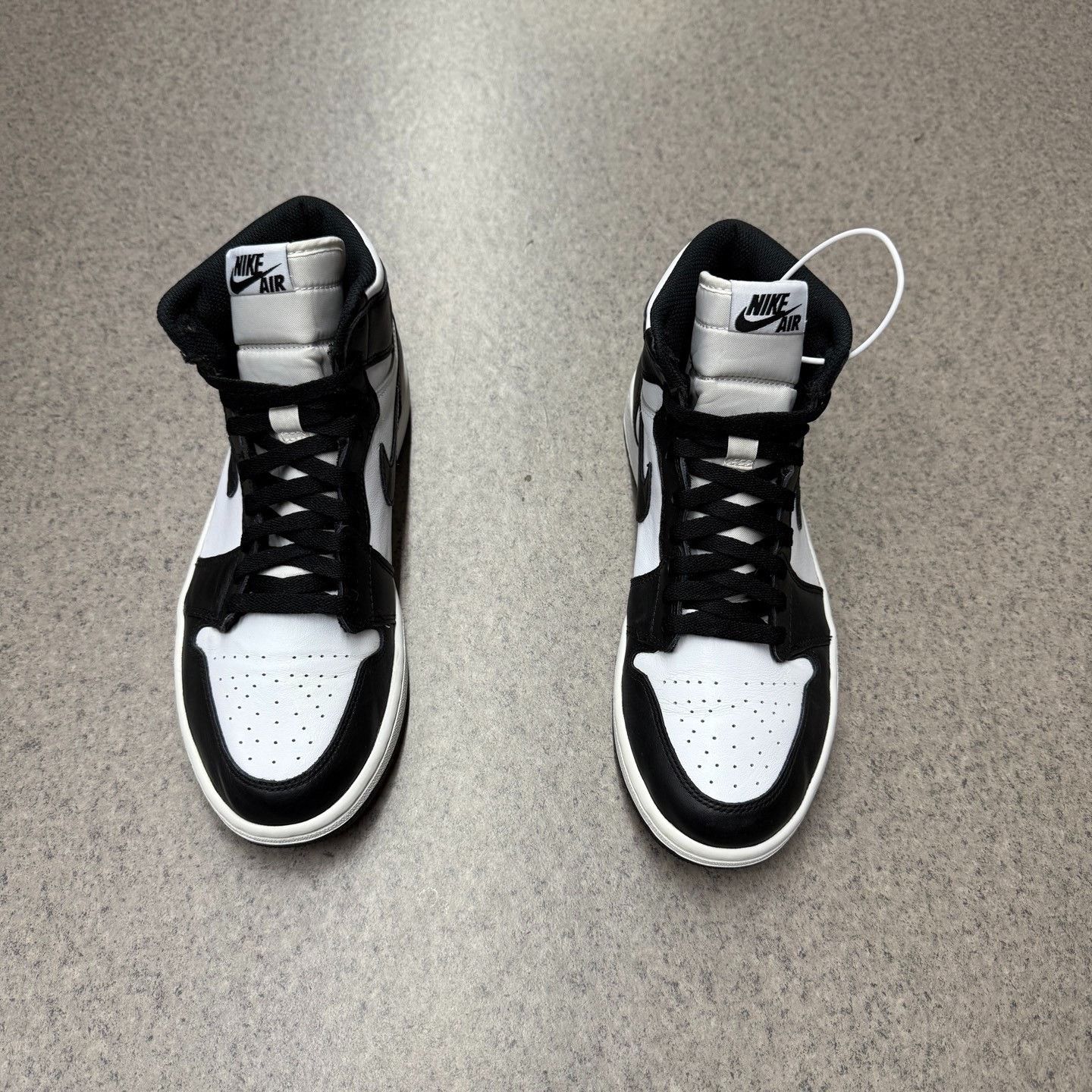 Nike Nike AJ1 Black Lowtop Sneakers 10 Men Size US 10 / EU 43 - 8 Thumbnail