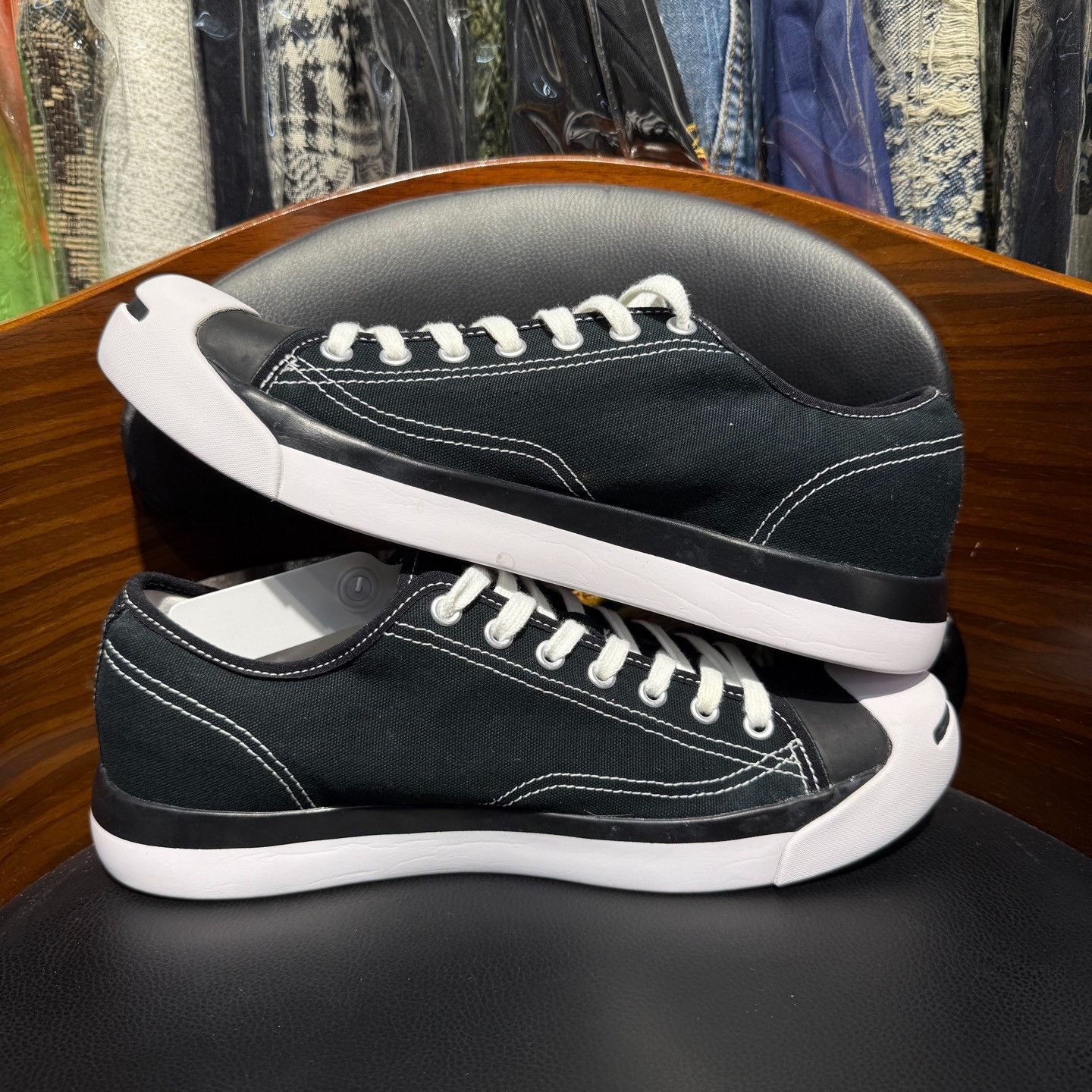 Converse Converse Black Lowtop Sneakers 11 Men Size US 11 / EU 44 - 7 Thumbnail
