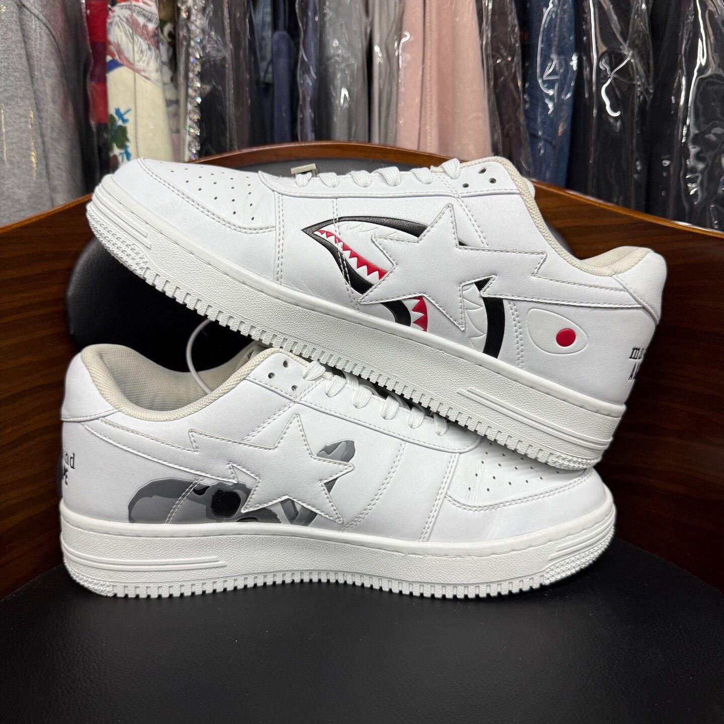 Bape Bape Collab White Lowtop Sneakers 10.5 Men Size US 10.5 / EU 43-44 - 7 Thumbnail