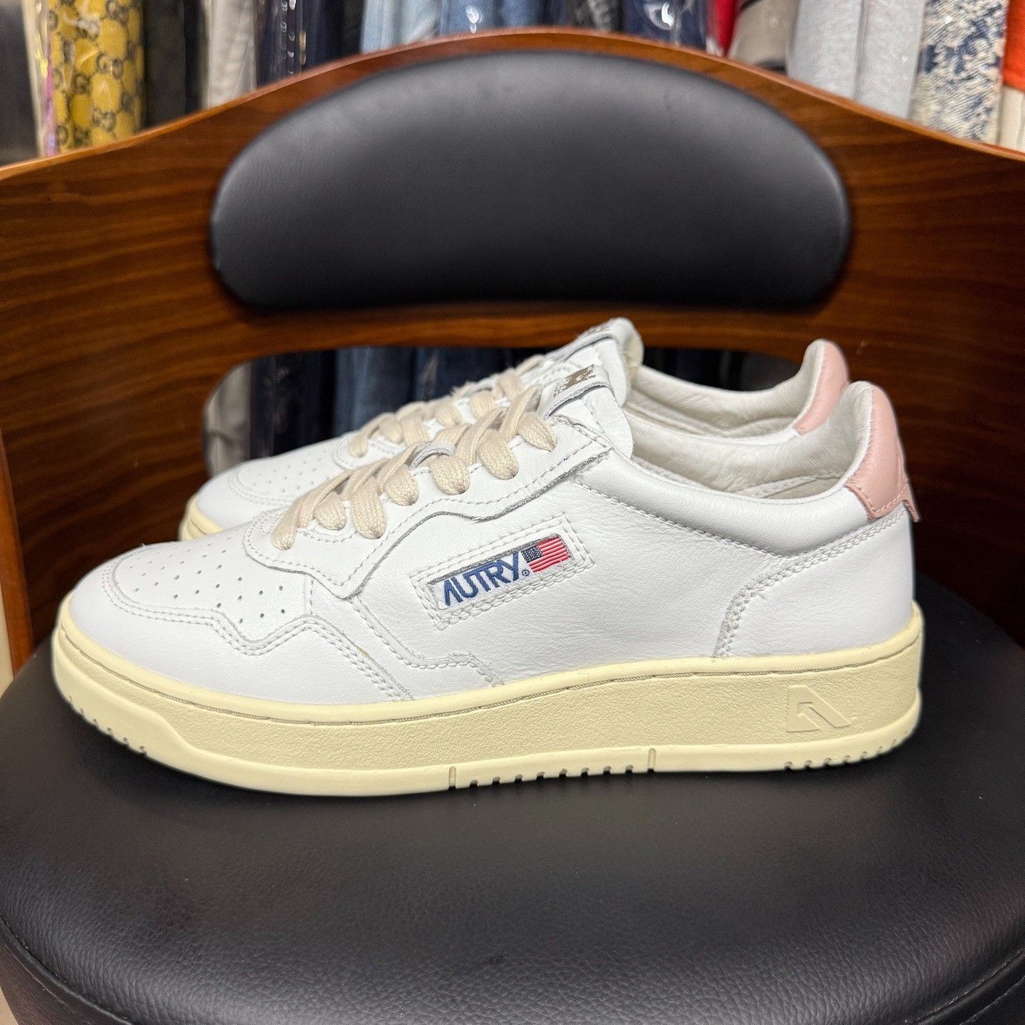 Alexander Wang Alexander Wang Distressed Pink Lowtop Sneakers 7.5 Men Size US 7.5 / EU 40-41 - 5 Thumbnail