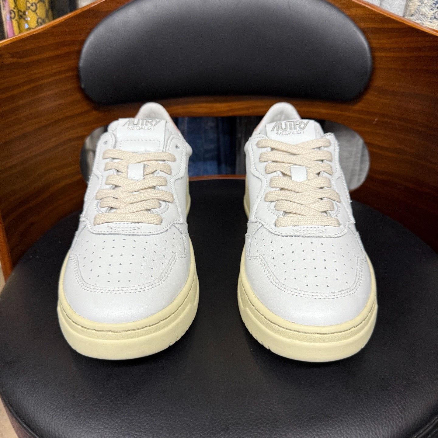 Alexander Wang Alexander Wang Distressed Pink Lowtop Sneakers 7.5 Men Size US 7.5 / EU 40-41 - 2 Thumbnail