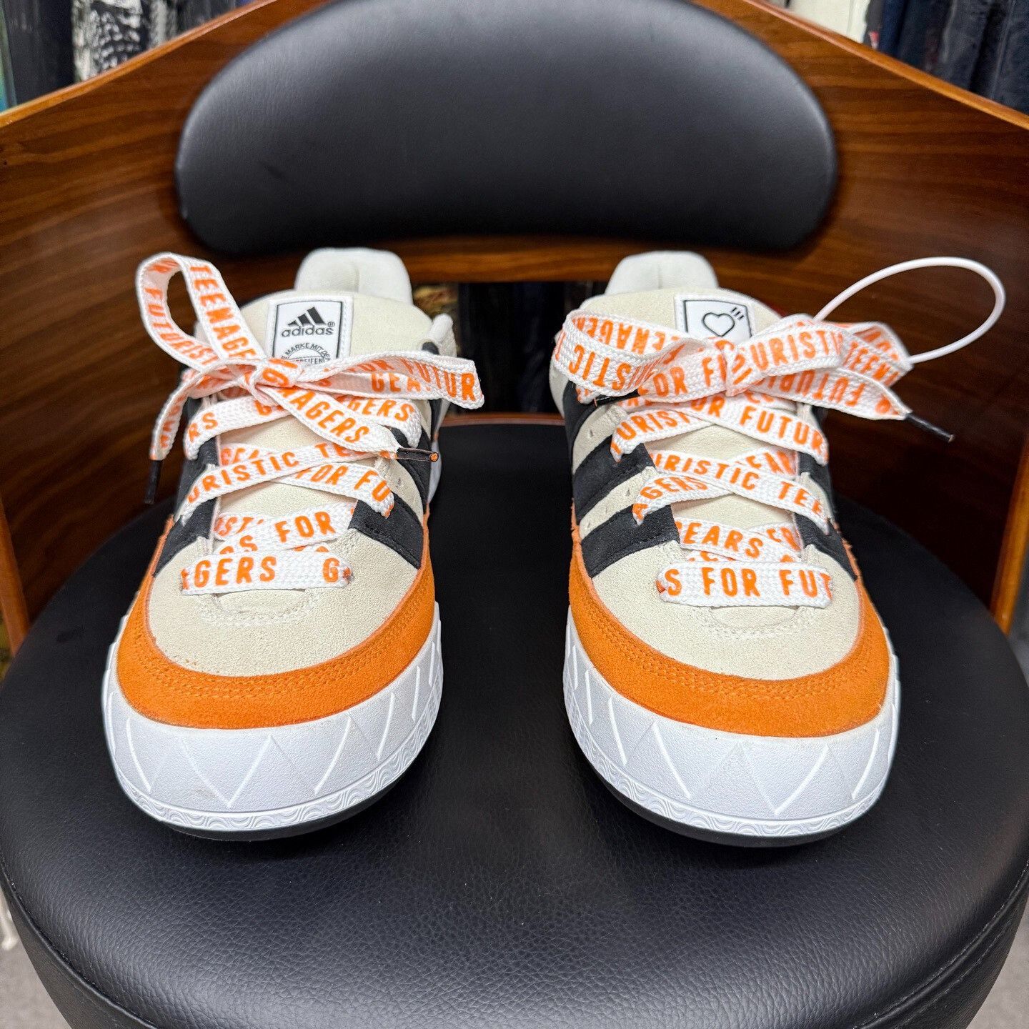 Adidas Adidas Lowtop Sneakers 10 Men Size US 10 / EU 43 - 2 Thumbnail