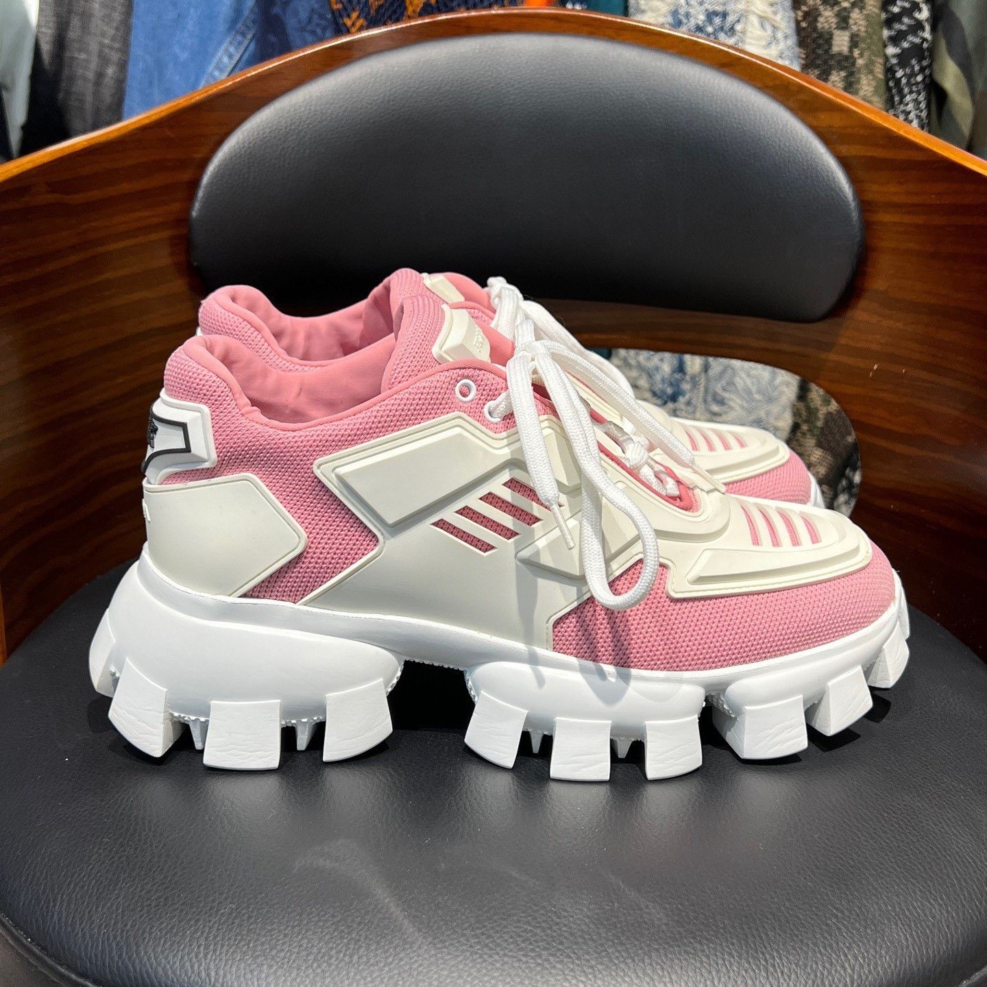 Prada Prada Lowtop Sneakers us_8-5 Women Size US 8.5 / IT 38.5 - 6 Thumbnail