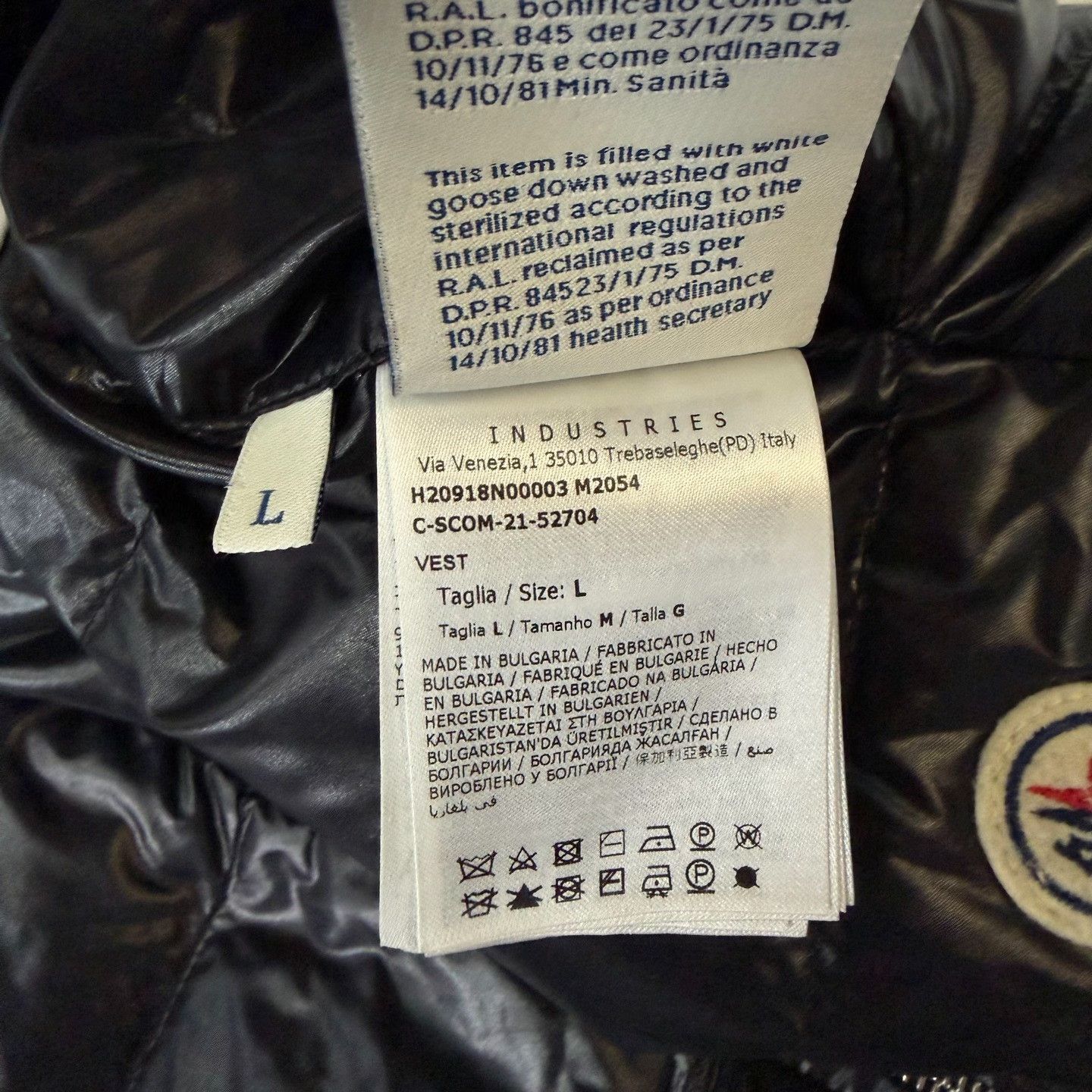 Moncler Moncler Fleece Black Tank Top l Men Size US L / EU 52-54 / 3 - 3 Thumbnail