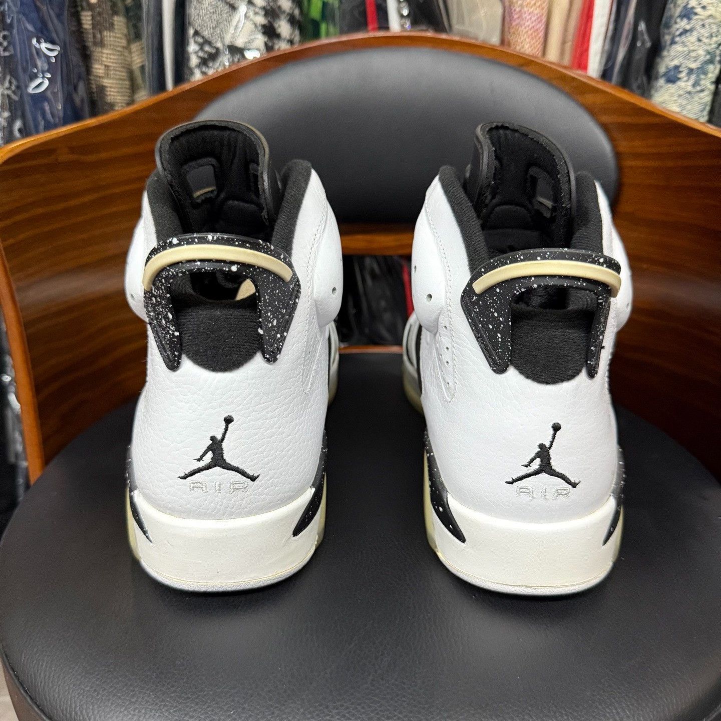 Nike Nike AJ6 Black Lowtop Sneakers 11.5 Men Size US 11.5 / EU 44-45 - 3 Thumbnail