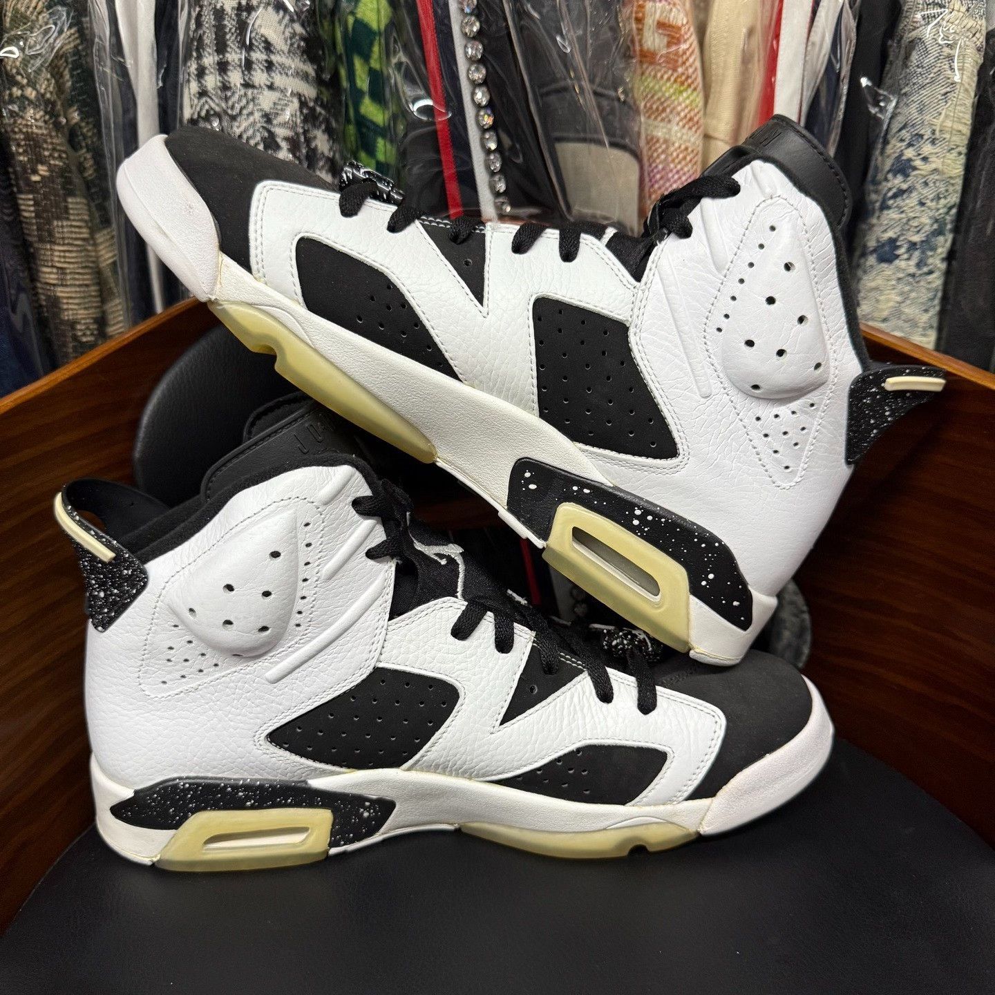 Nike Nike AJ6 Black Lowtop Sneakers 11.5 Men Size US 11.5 / EU 44-45 - 7 Thumbnail