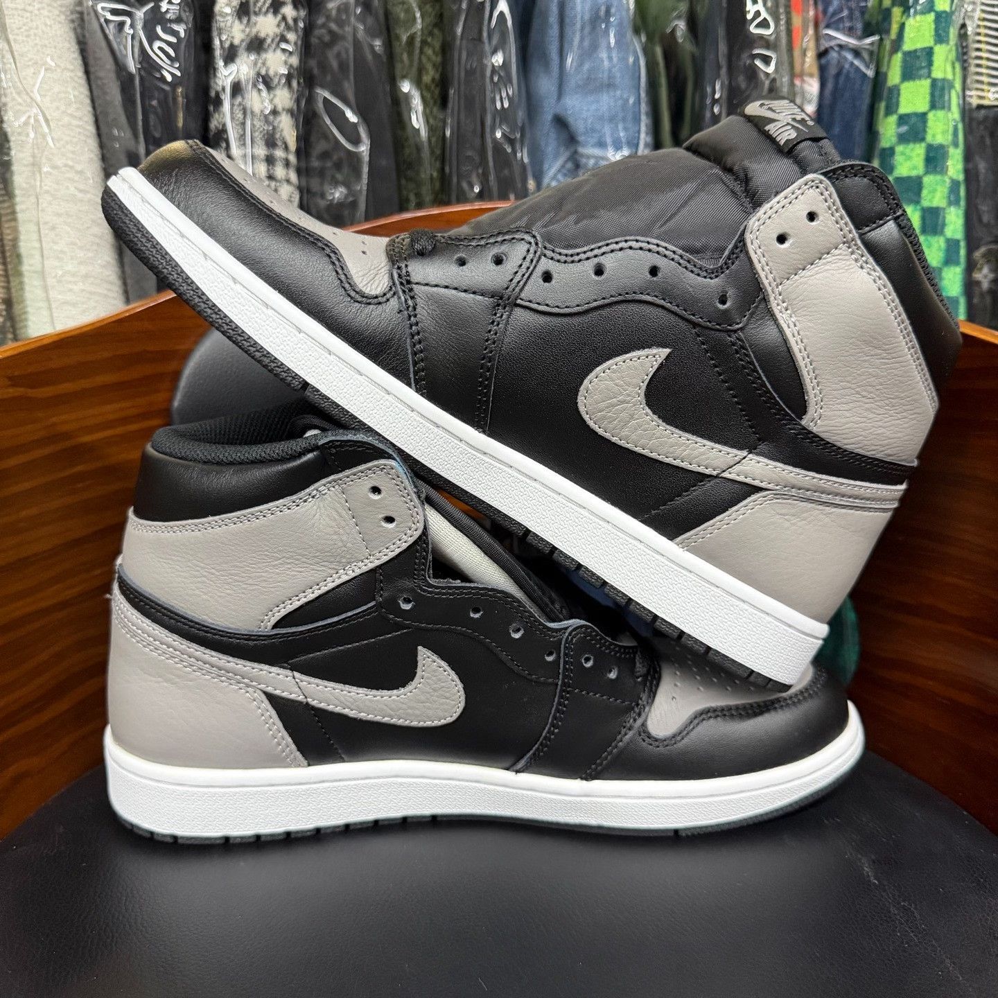 Nike Nike AJ1 Gray Lowtop Sneakers 11 Men Size US 11 / EU 44 - 5 Thumbnail