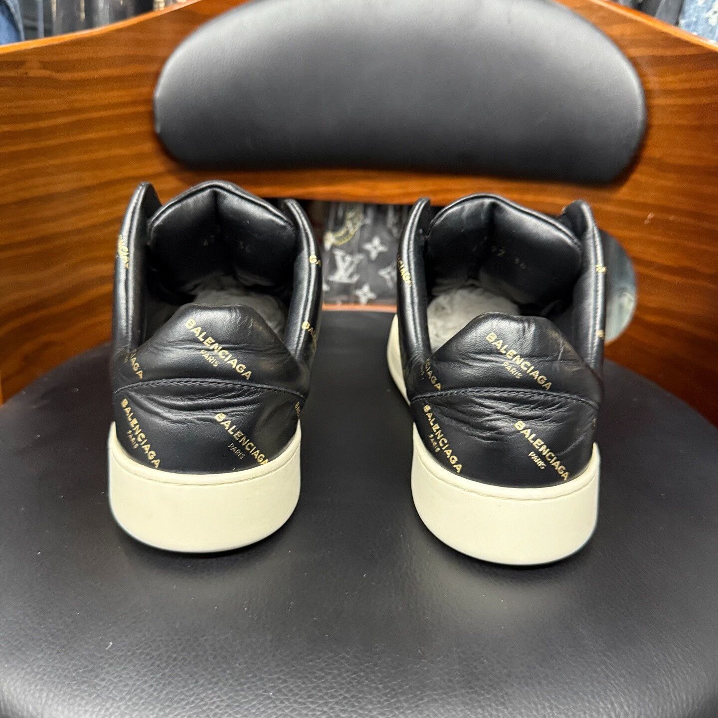 Balenciaga Balenciaga Black Lowtop Sneakers 5 Men Size US 5 / EU 37 - 3 Thumbnail