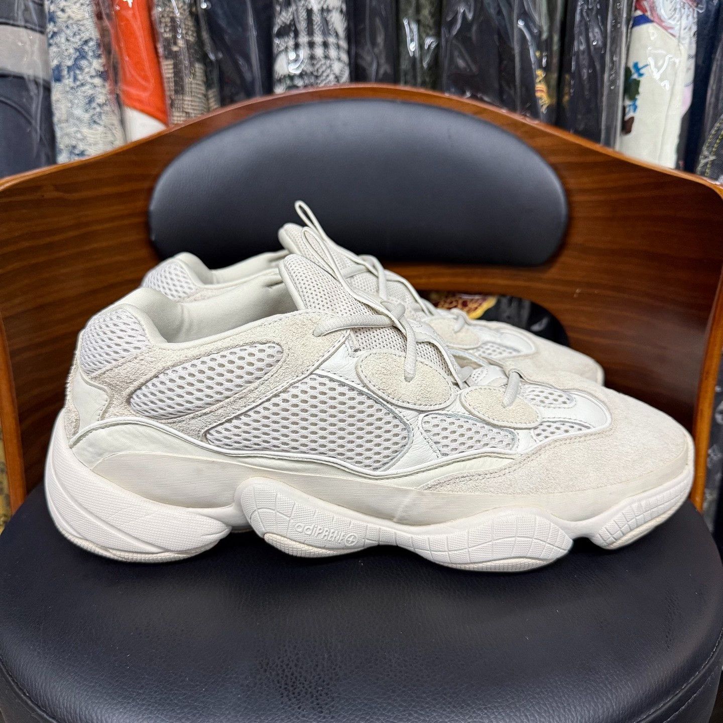 Adidas Adidas YEEZY500 White Lowtop Sneakers 14 Men Size US 14 / EU 47 - 4 Thumbnail