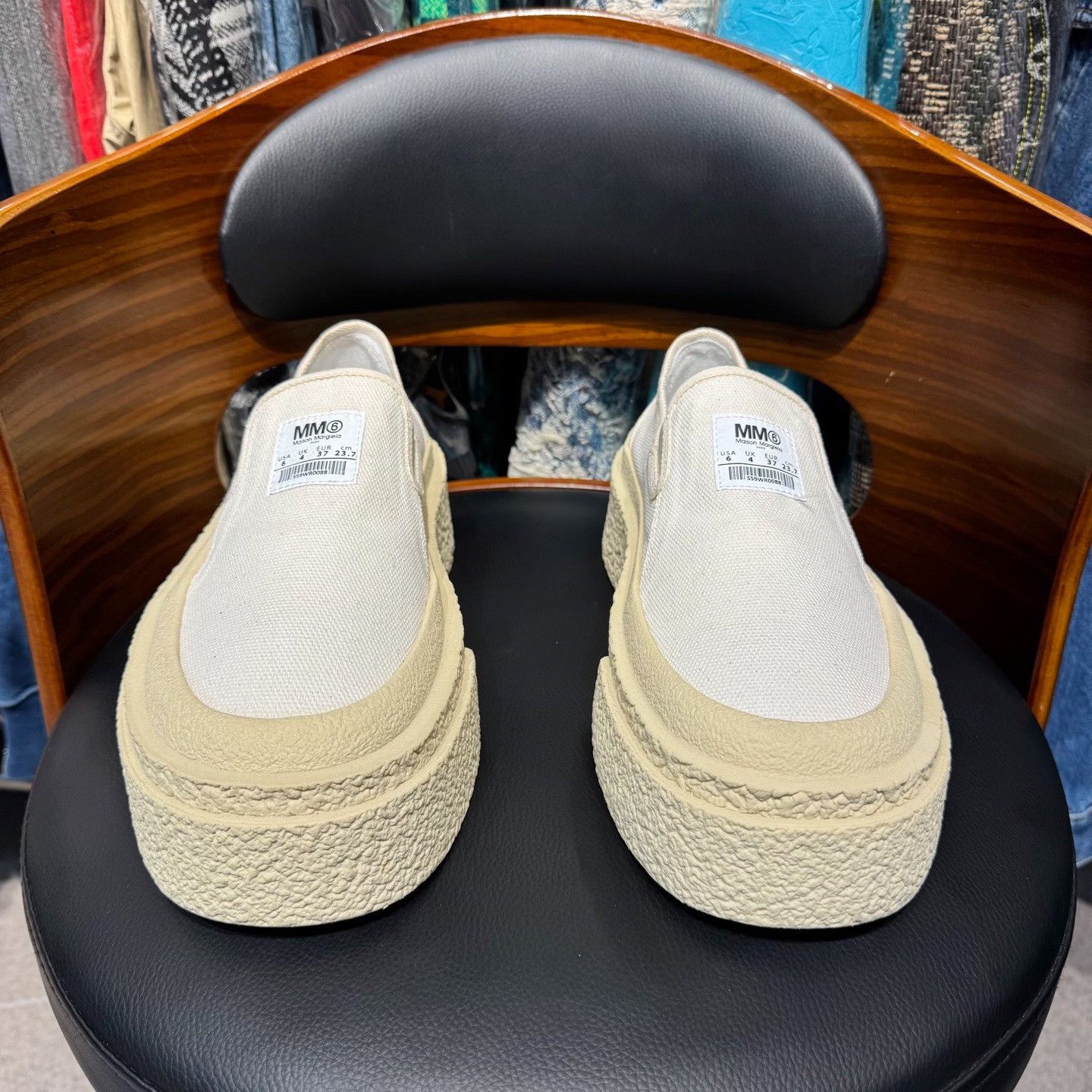 Maison Margiela Maison Margiela Canvas Lowtop Sneakers us_6-5 Women Size US 6.5 / IT 36.5 - 2 Thumbnail