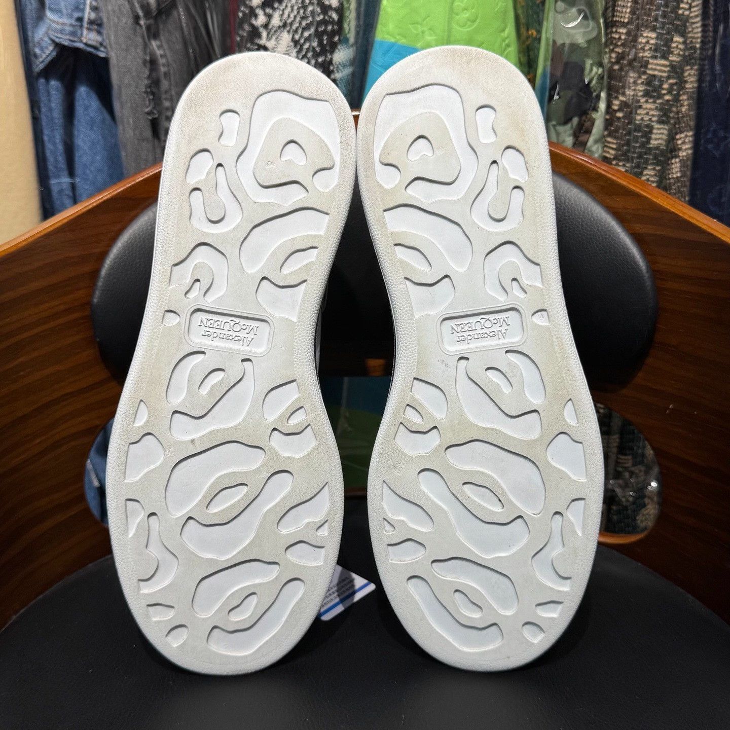 Alexander McQueen Graphic White Lowtop Sneakers 6.5 Men Size US 6.5 / EU 39-40 - 9 Thumbnail
