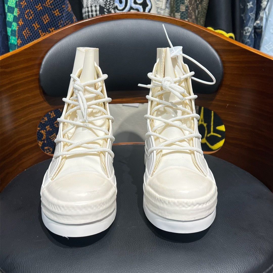 Converse Converse White Hitop Sneakers us_6-5 Women Size US 6.5 / IT 36.5 - 2 Thumbnail