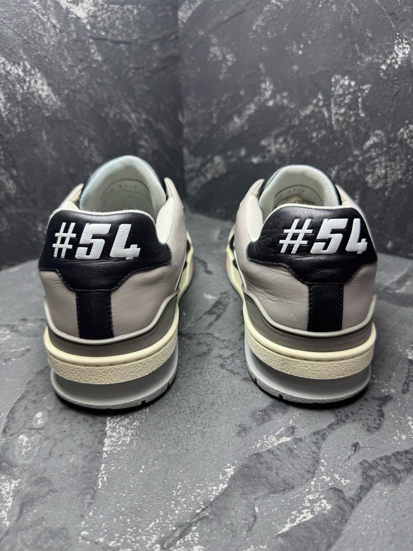 Louis Vuitton Louis Vuitton Training Black Lowtop Sneakers 8.5 Men Size US 8.5 / EU 41-42 - 3 Thumbnail