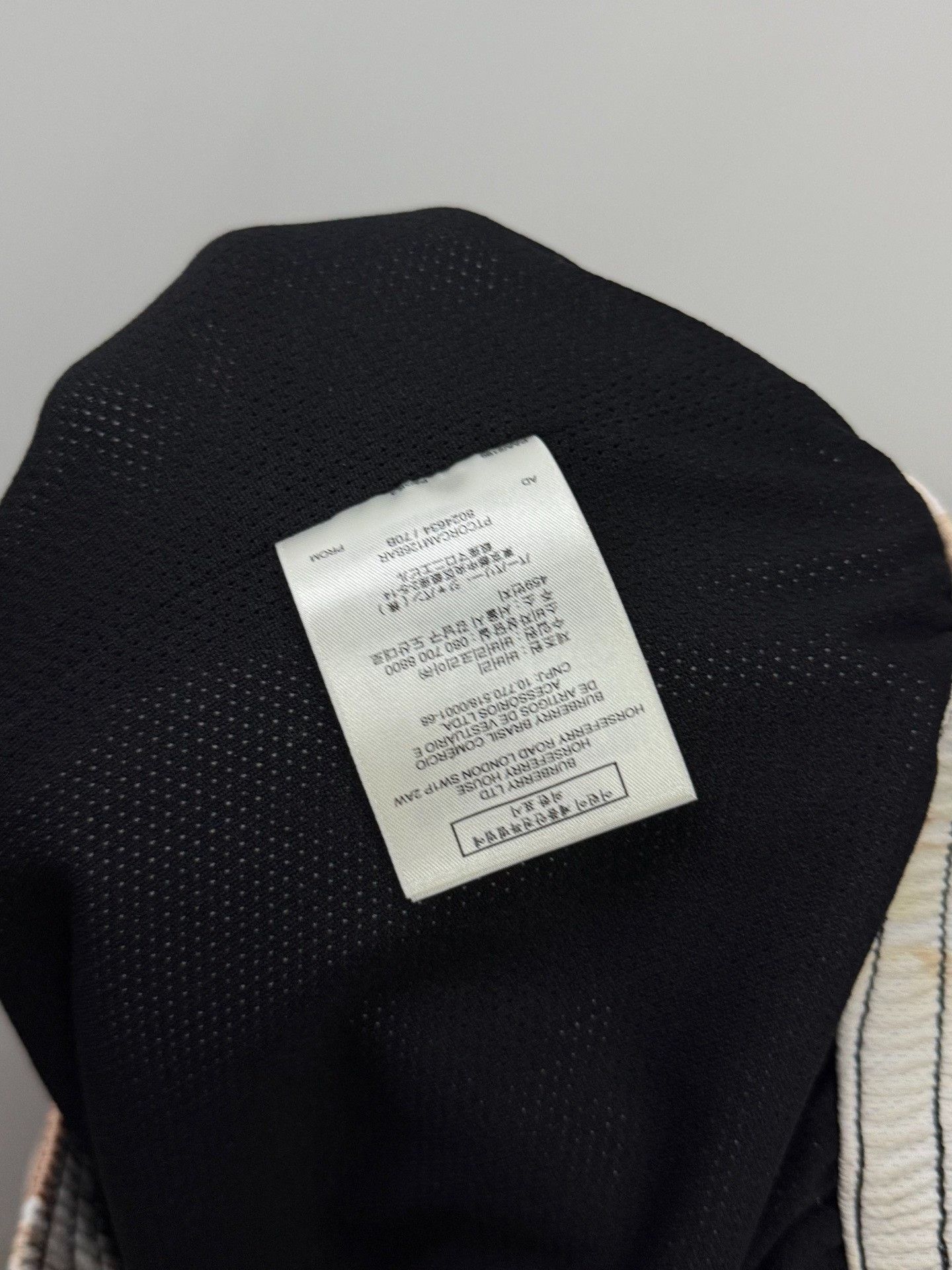 Burberry Burberry Printed Shorts 30 Men Size US 30 / EU 46 - 6 Thumbnail