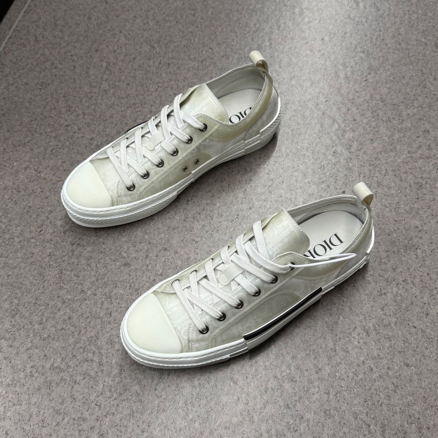 Dior Dior White Lowtop Sneakers us_10-5 Women Size US 10.5 / IT 40.5 - 5 Thumbnail