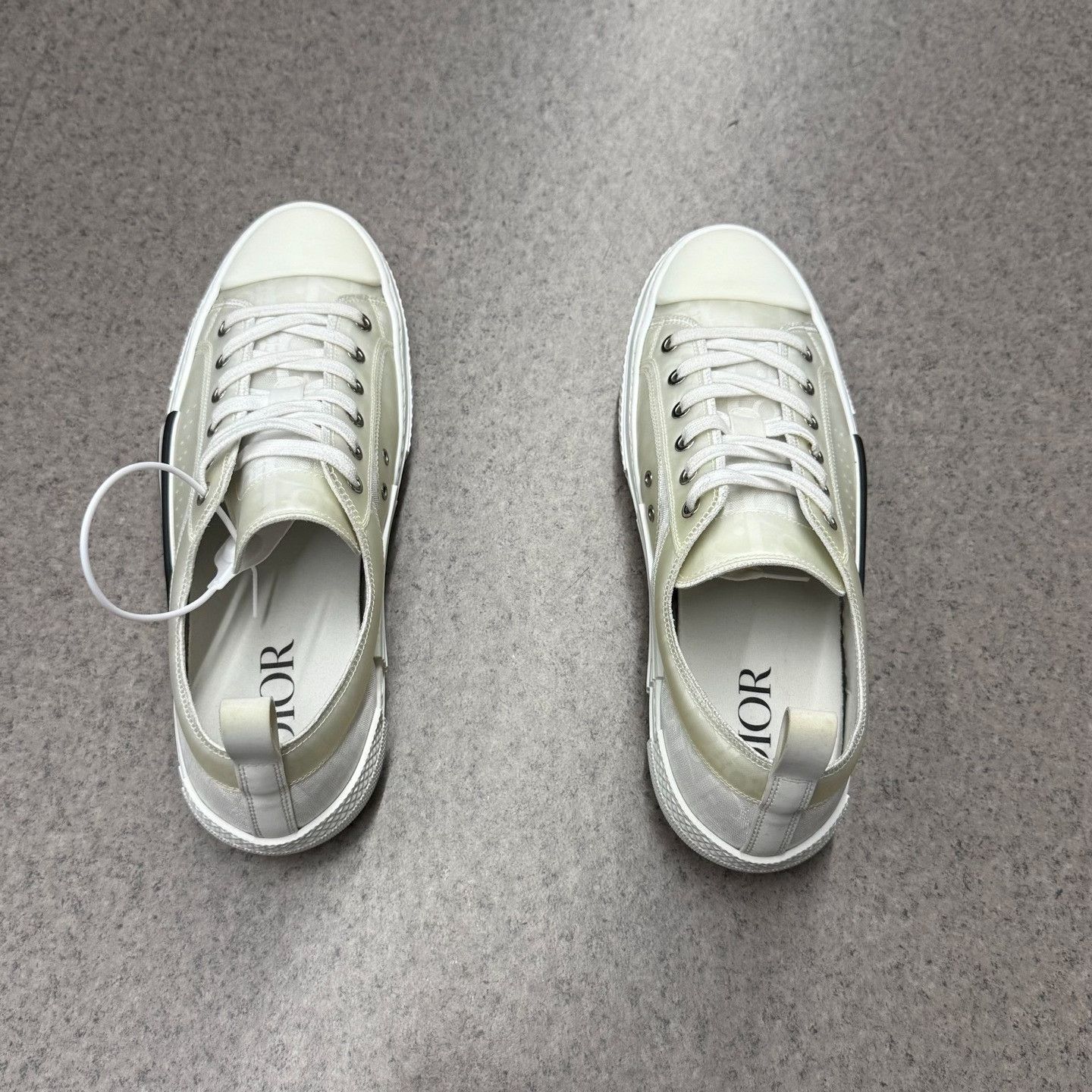Dior Dior White Lowtop Sneakers us_10-5 Women Size US 10.5 / IT 40.5 - 8 Thumbnail