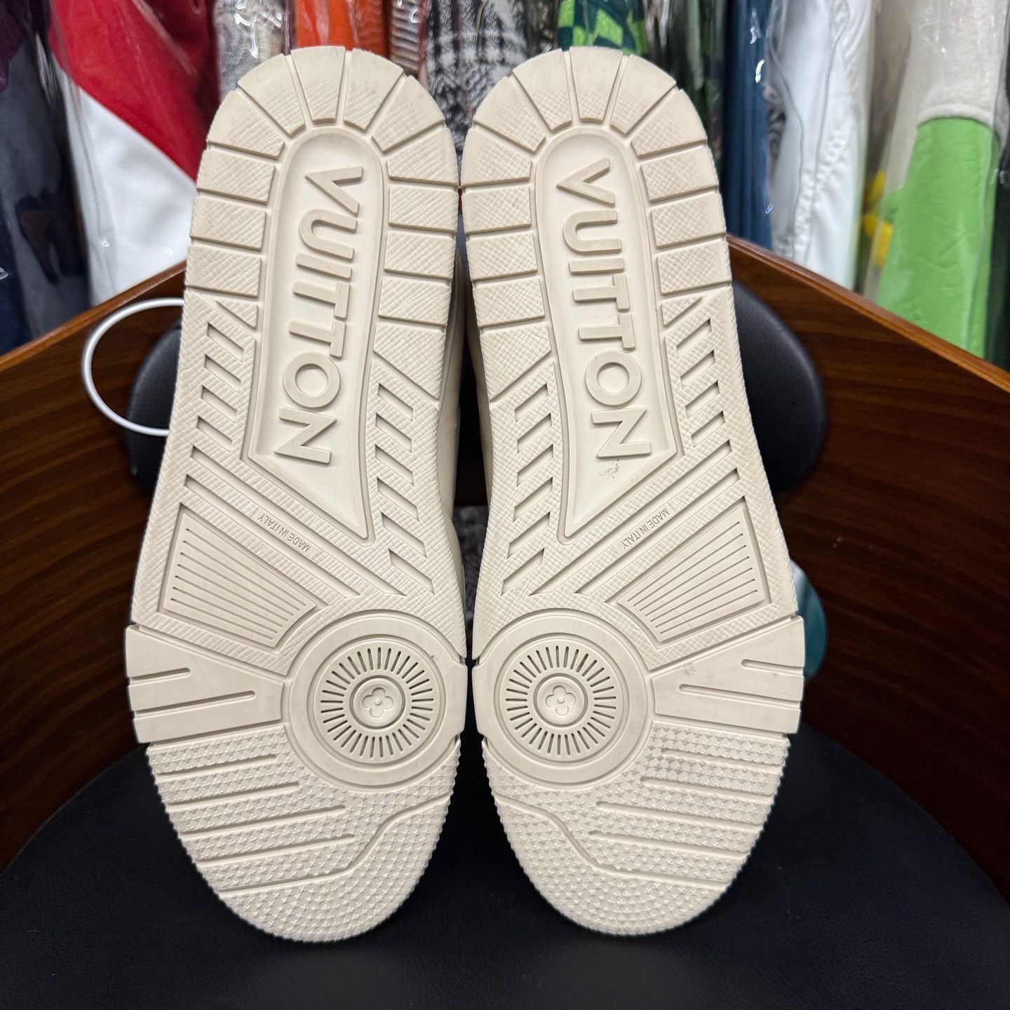 Louis Vuitton Louis Vuitton Training Beige Lowtop Sneakers 9 Men Size US 9 / EU 42 - 9 Thumbnail