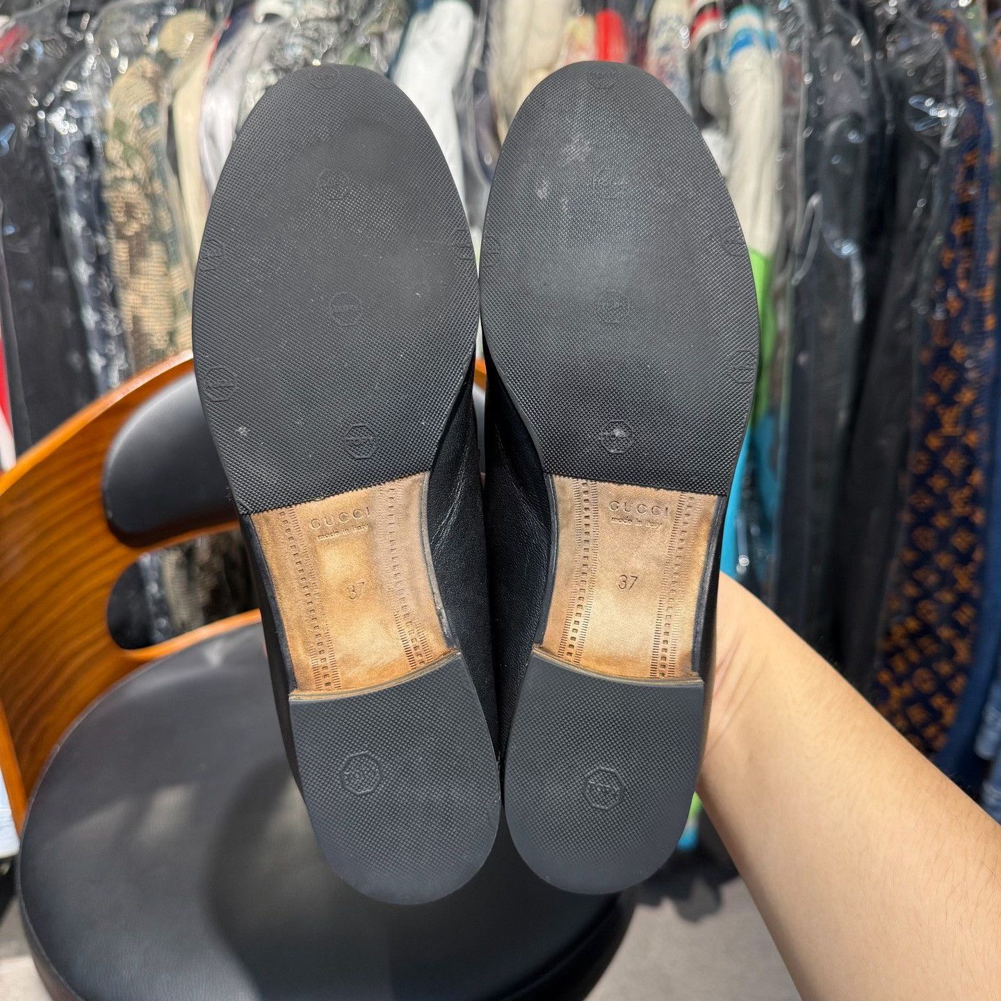 Gucci Gucci Black Lowtop Sneakers us_6-5 Women Size US 6.5 / IT 36.5 - 8 Thumbnail