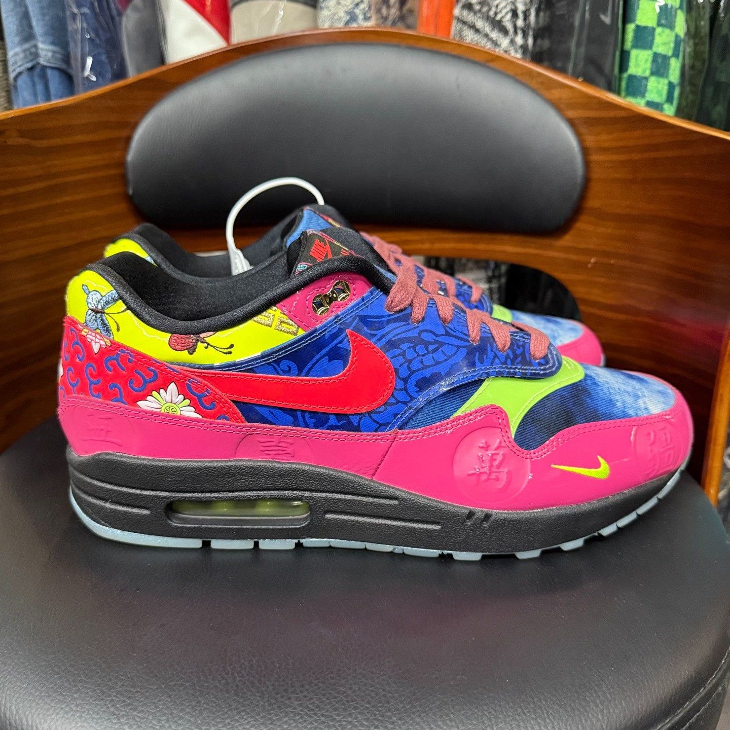 Nike Nike MAX1 Limited Lowtop Sneakers 11 Men Size US 11 / EU 44 - 4 Thumbnail