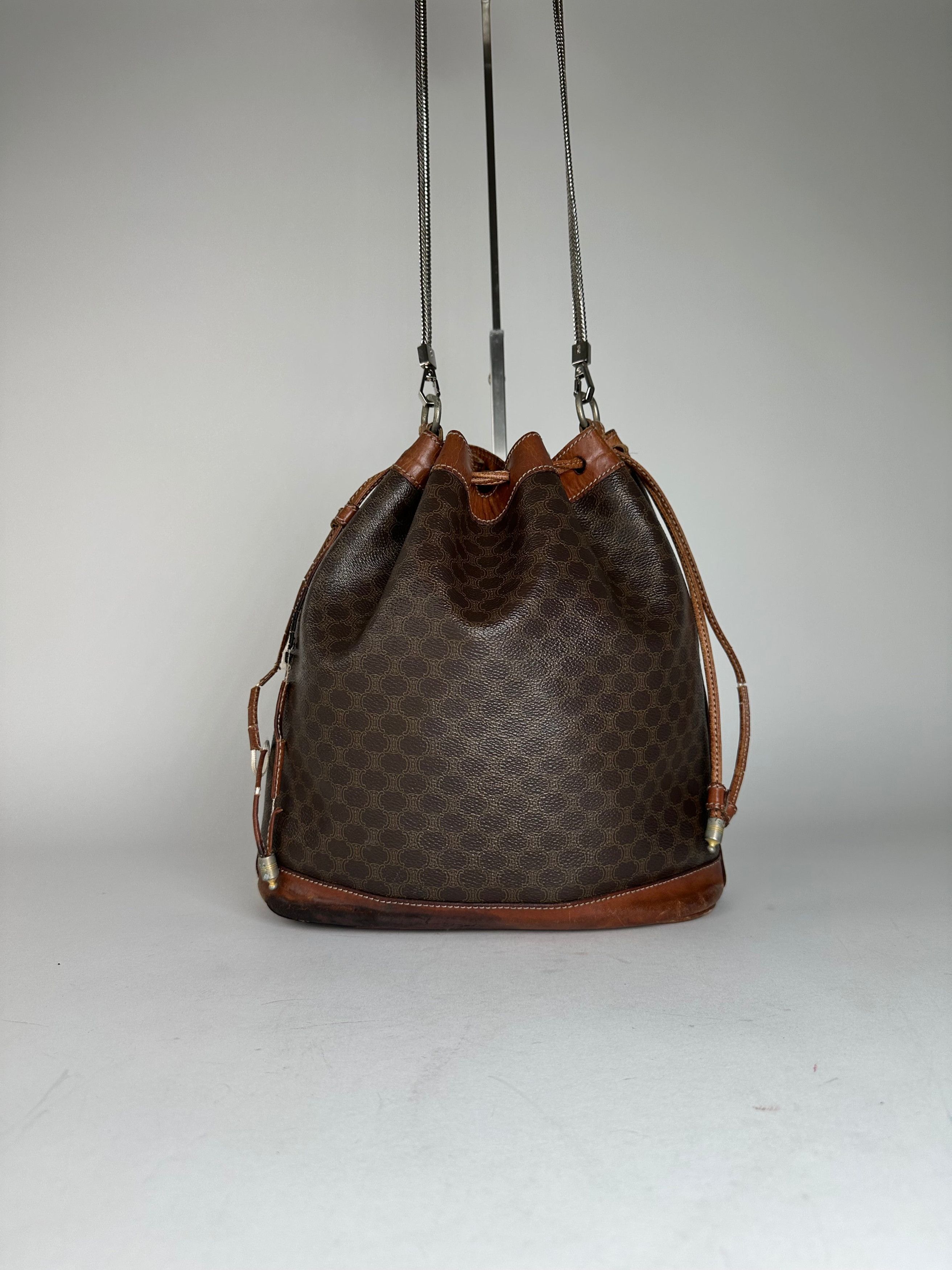 Celine Vintage Triomphe Monogram SEAU Leather Shoulder Bag Brown Size ONE SIZE - 2 Thumbnail