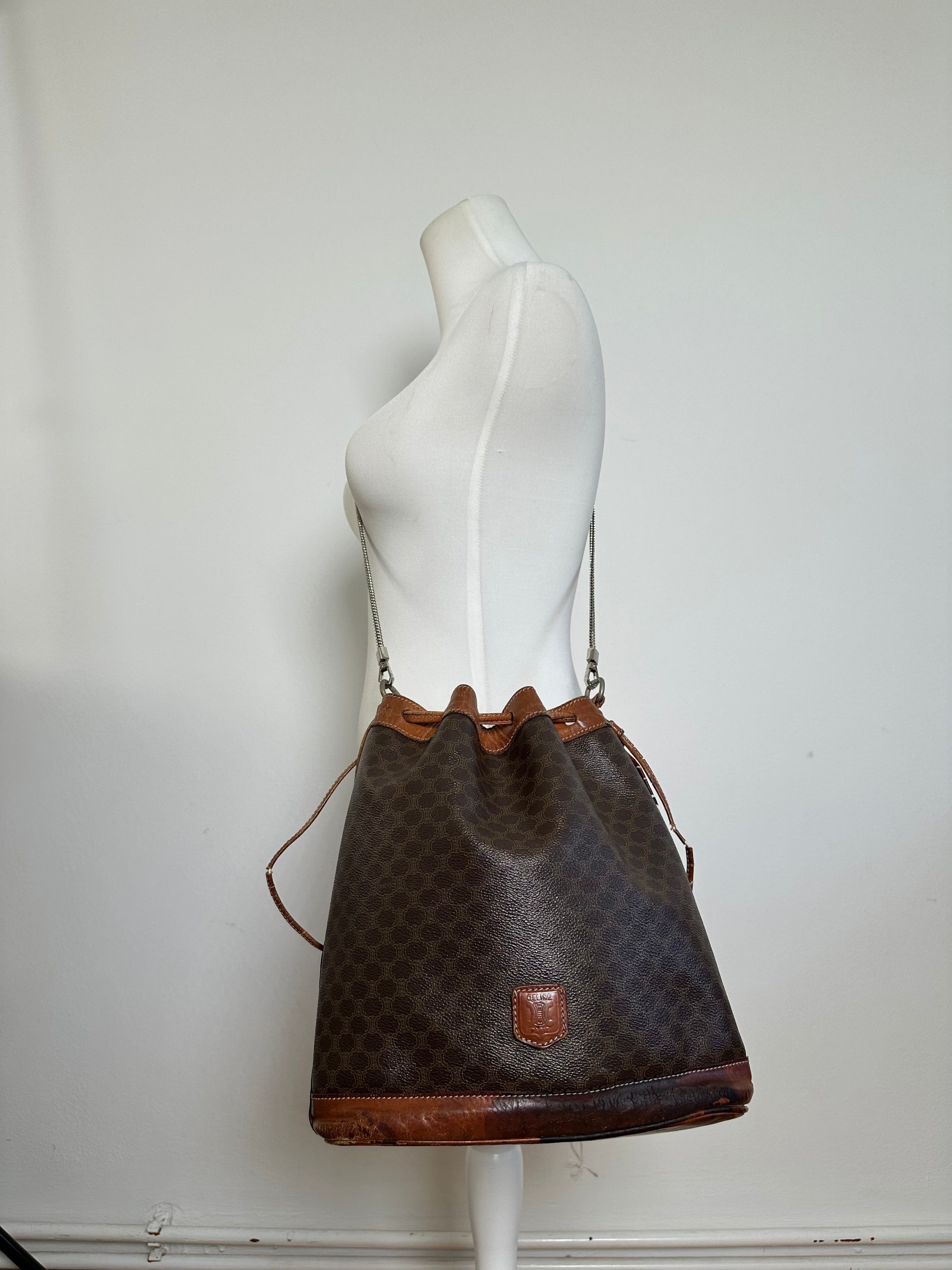 Celine Vintage Triomphe Monogram SEAU Leather Shoulder Bag Brown Size ONE SIZE - 7 Thumbnail
