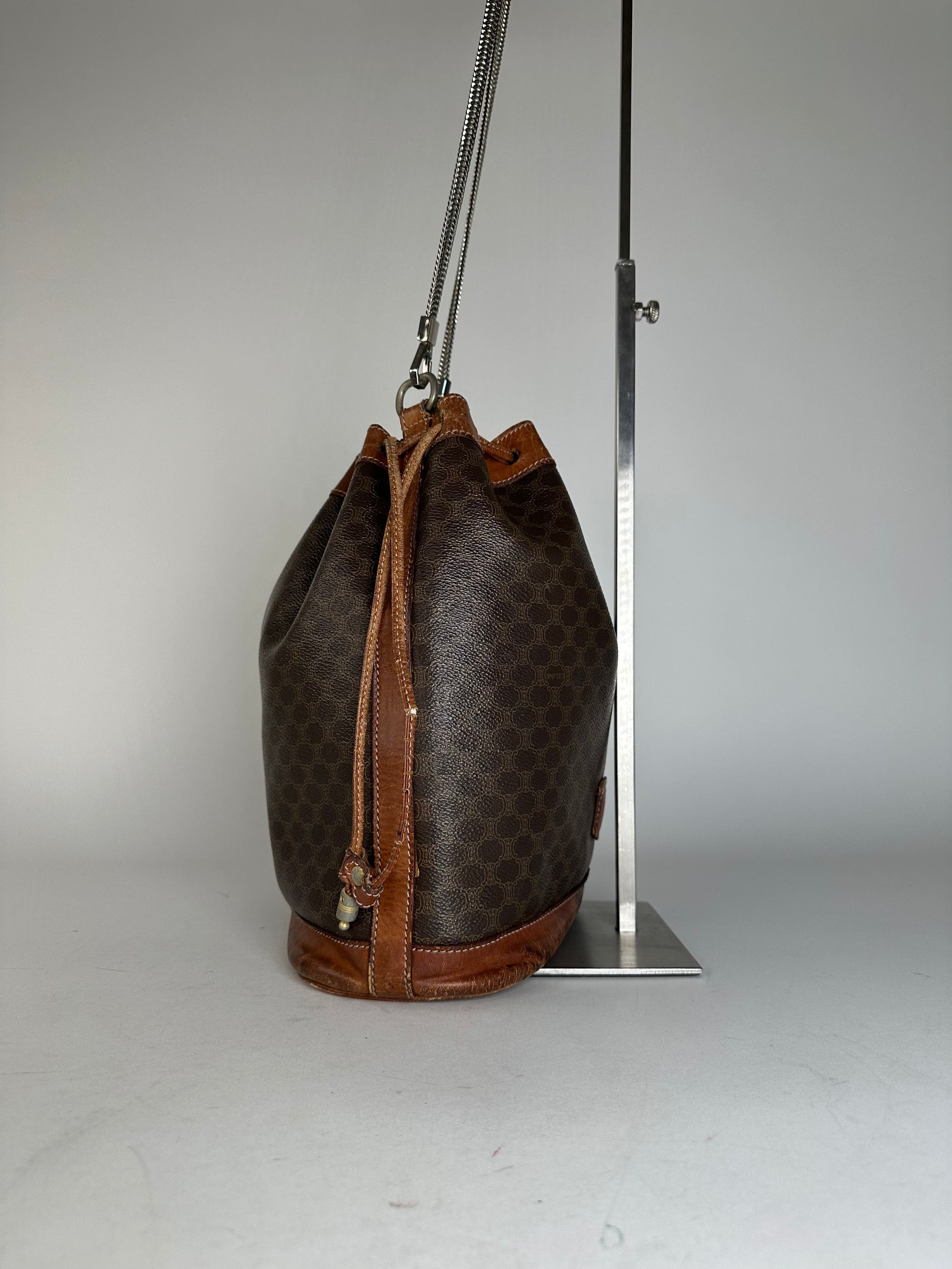 Celine Vintage Triomphe Monogram SEAU Leather Shoulder Bag Brown Size ONE SIZE - 8 Thumbnail