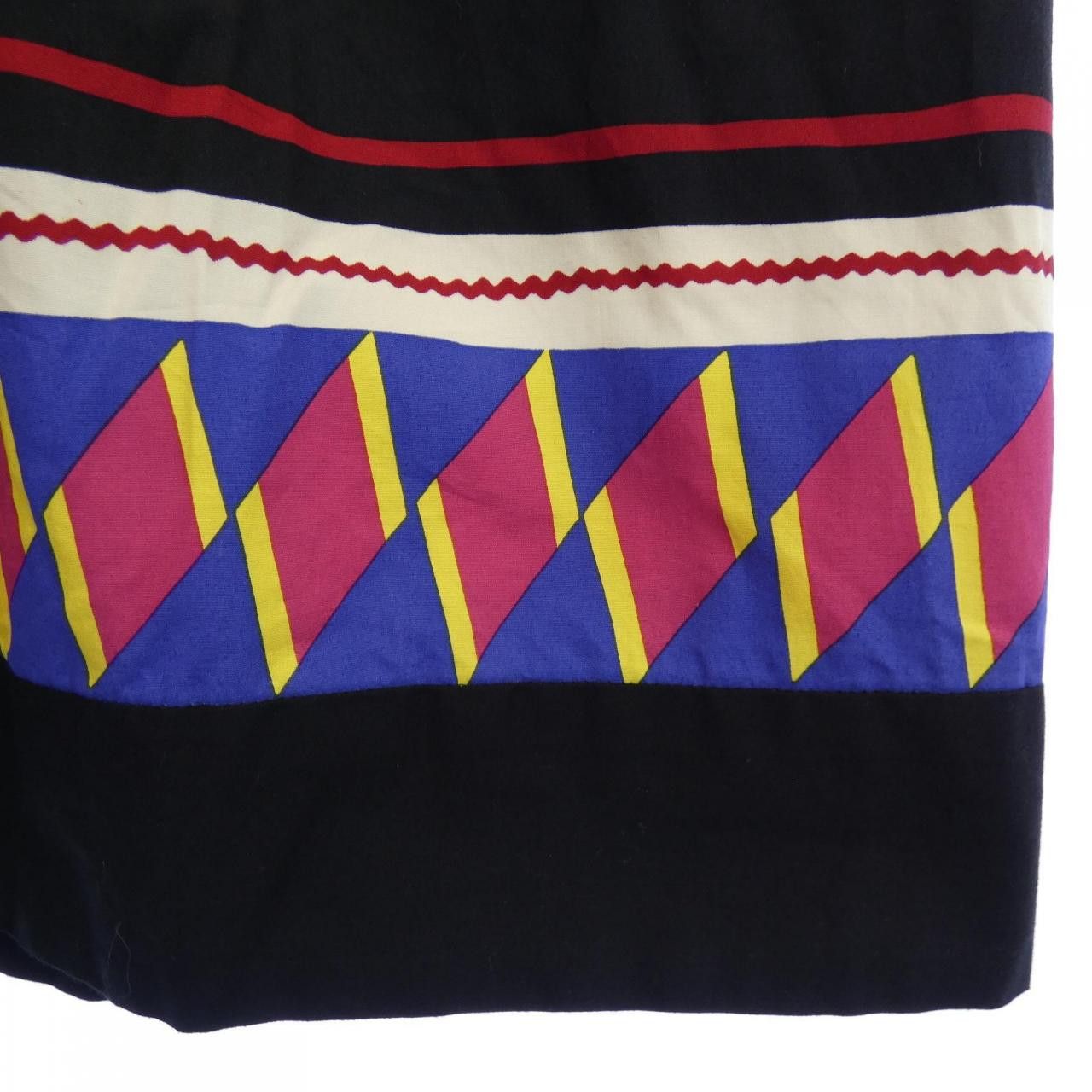 Other Other Drawer Skirt Textile Skirts 6524-299-0838 DUTY FREE for USA Size ONE SIZE - 6 Thumbnail