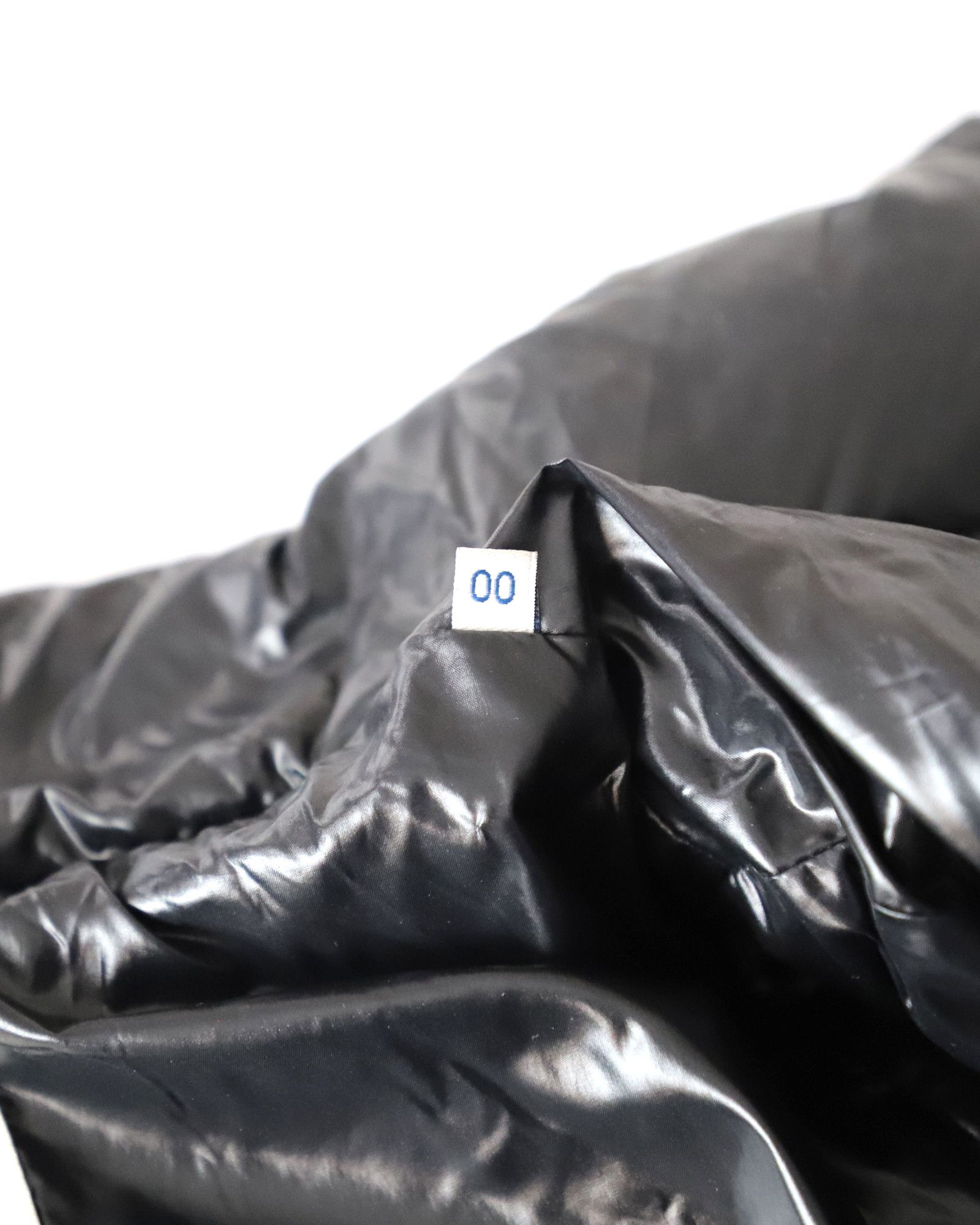 Moncler Moncler Padded Down Jacket in Black Nylon Size M / US 6-8 / IT 42-44 - 4 Thumbnail