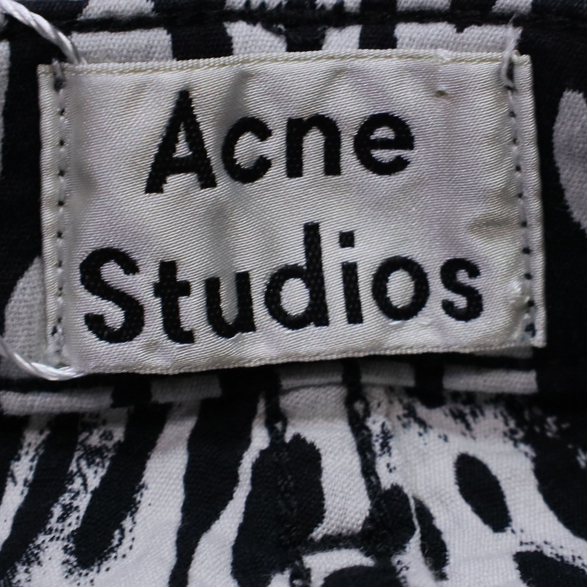 Acne Studios Acne Studios Printed Straight-Leg Jeans in Black and White Size 26" / US 2 / IT 38 - 3 Thumbnail