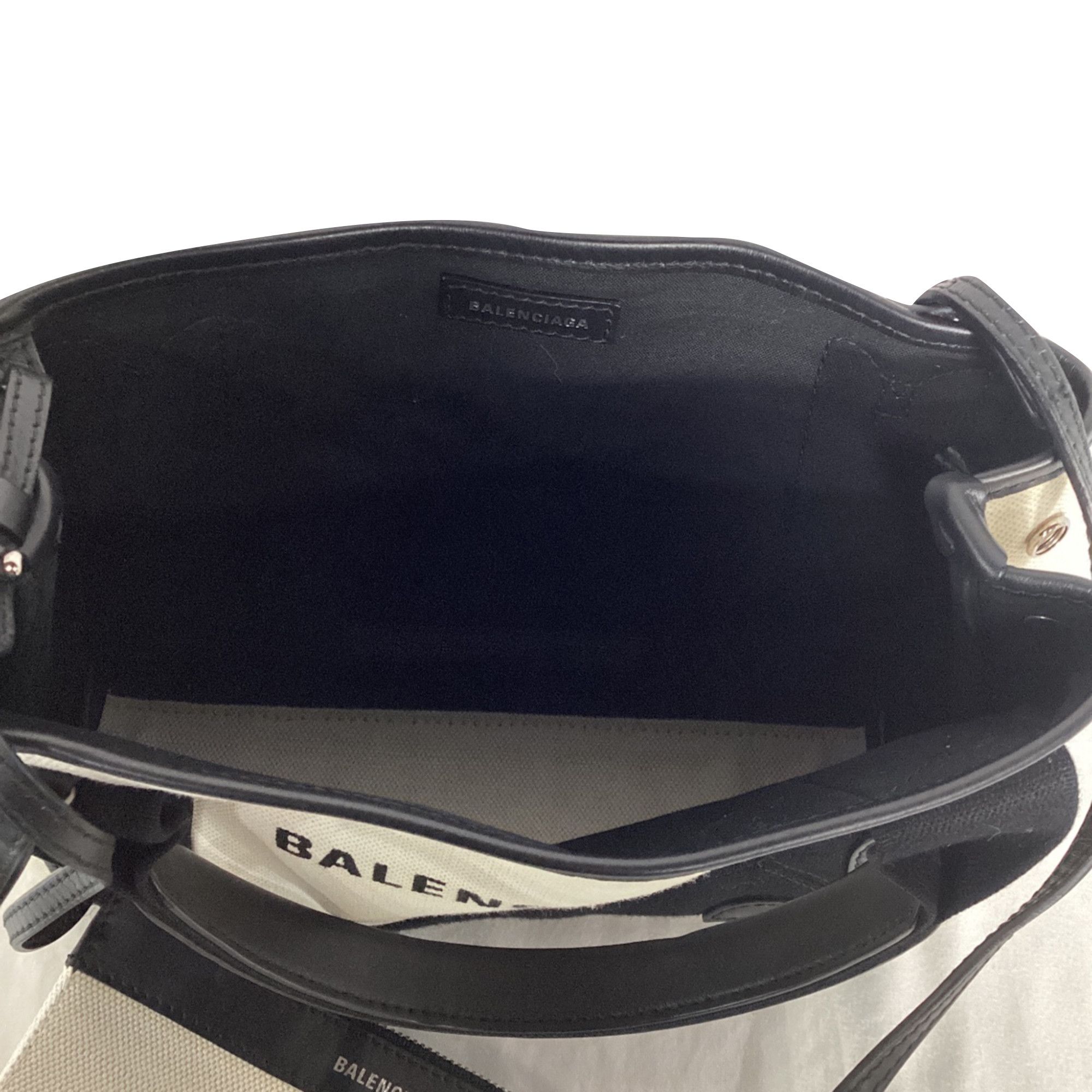 Balenciaga Balenciaga XS Cabas Two-Toned Tote Bag with Pouch in White Size ONE SIZE - 2 Thumbnail