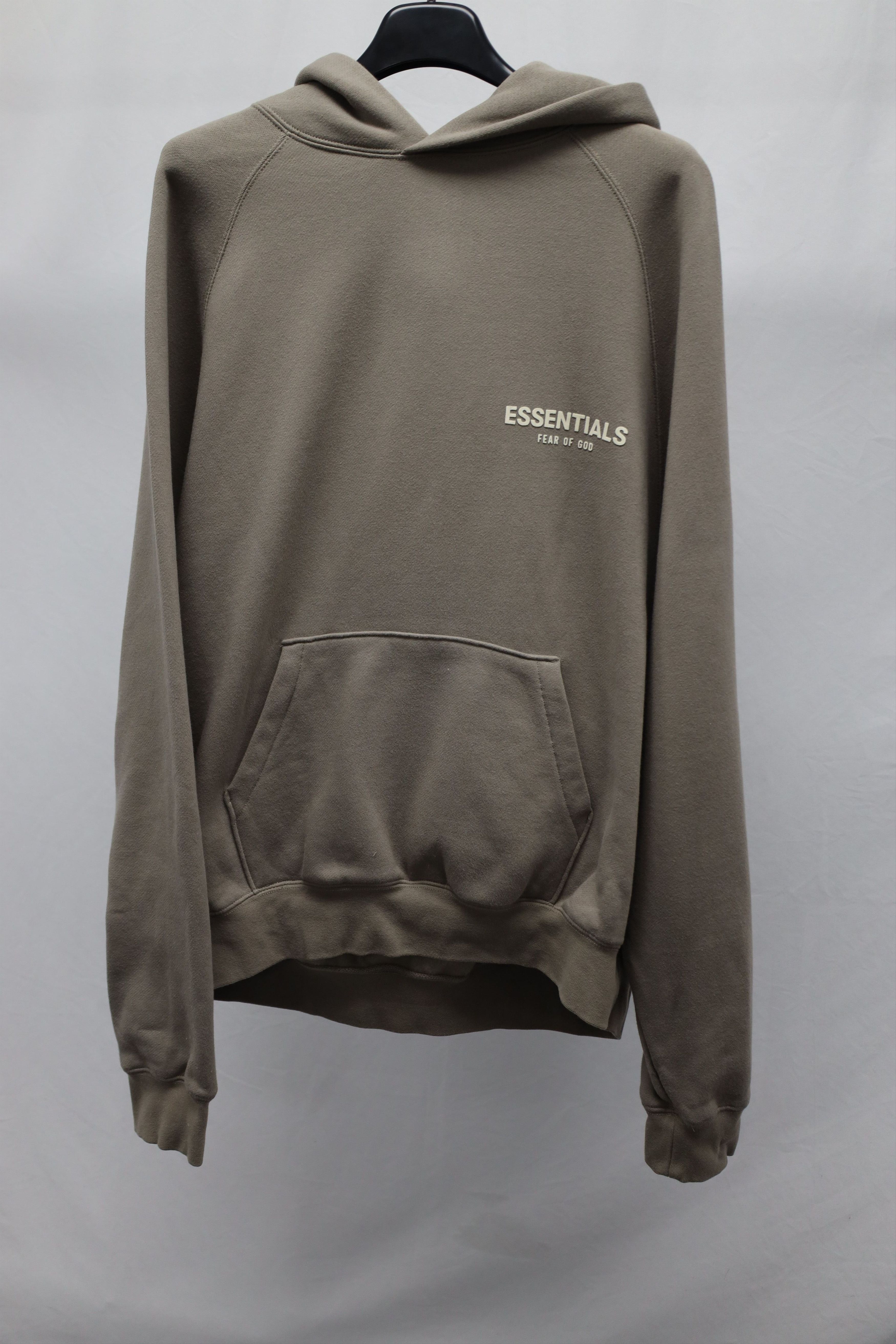 Fear of God Fear of God Essentials Logo-Flocked Hoodie in Desert Taupe C Size US S / EU 44-46 / 1 - 4 Thumbnail