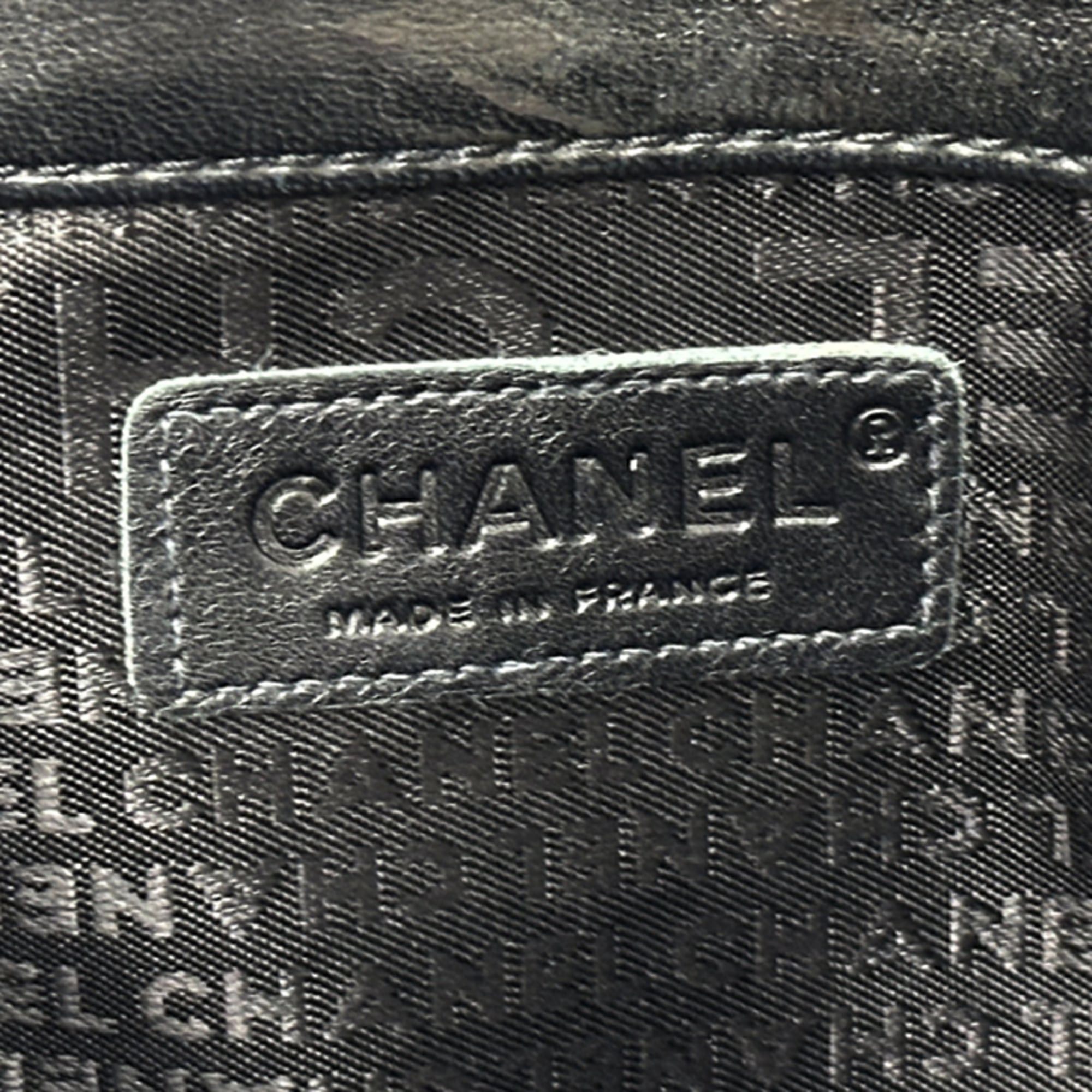 Chanel Chanel 2.55 Matelassé Handbag for Women, Brand Name Shoulder Bag, Lambskin, Black, Silver Hardware, Turnlock Flap, Bag Size ONE SIZE - 6 Thumbnail