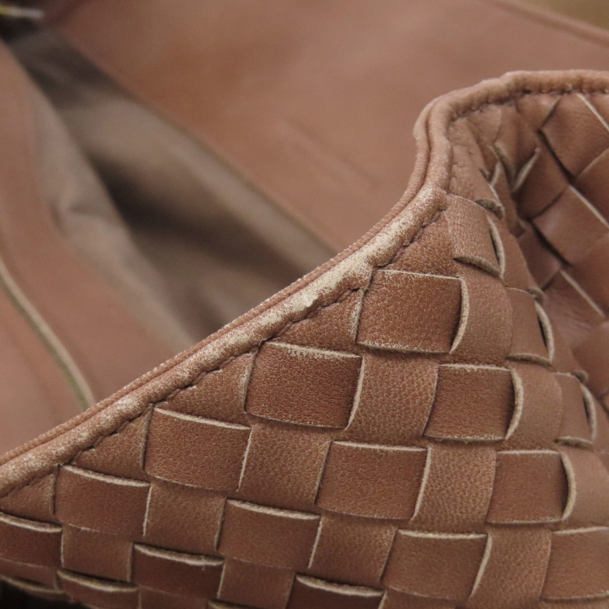 Bottega Veneta Bottega Veneta Intrecciato Handbag, Calfskin, Women's. Size ONE SIZE - 11 Thumbnail