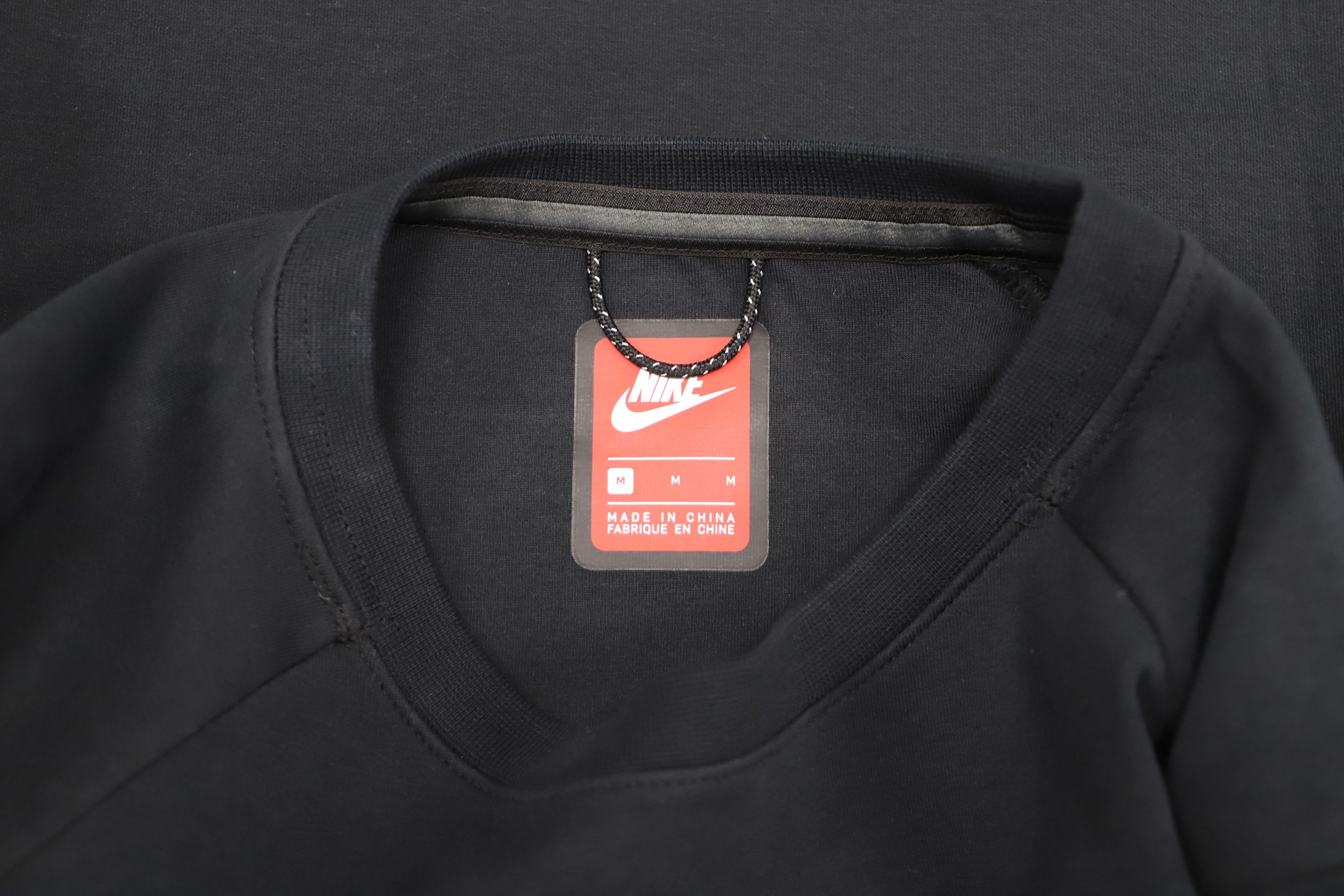 Nike Nike Tech Crewneck Sweatshirt with Shoulder Zipper in Black Size US S / EU 44-46 / 1 - 4 Thumbnail