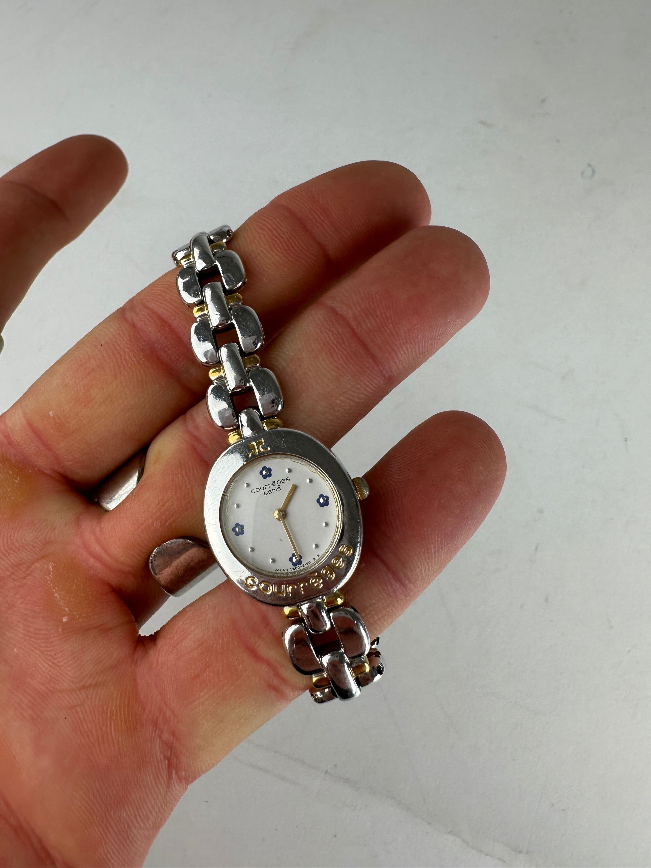 Courreges Vintage Gold Plated Steel Quartz Watch Silver Gold Size ONE SIZE - 7 Thumbnail