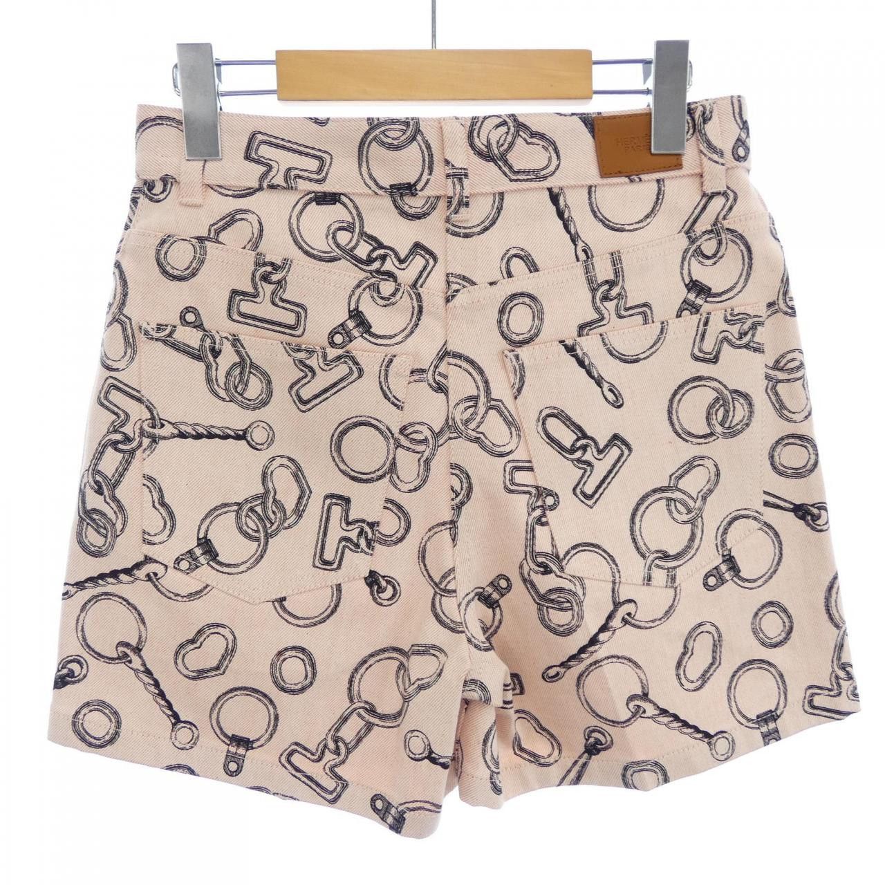 Hermes Hermes Hermes Kaleidoscope Effect Finesse Crude Selle Cartouche Silk Shorts Textile Shorts DUTY FREE for USA Size ONE SIZE - 2 Thumbnail