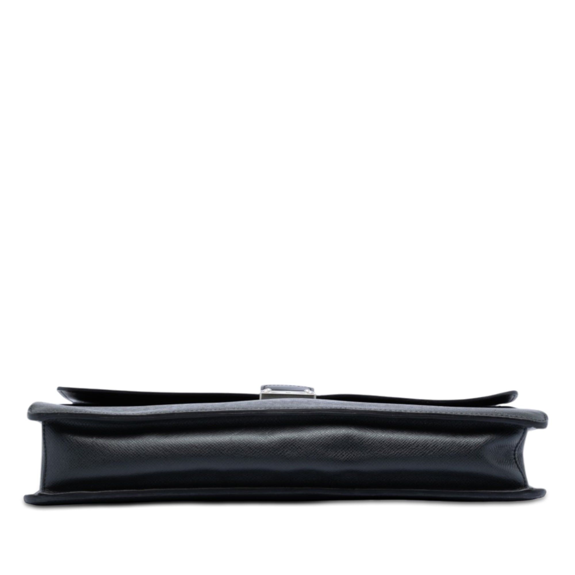 Louis Vuitton Taiga Laguito Size ONE SIZE - 3 Thumbnail